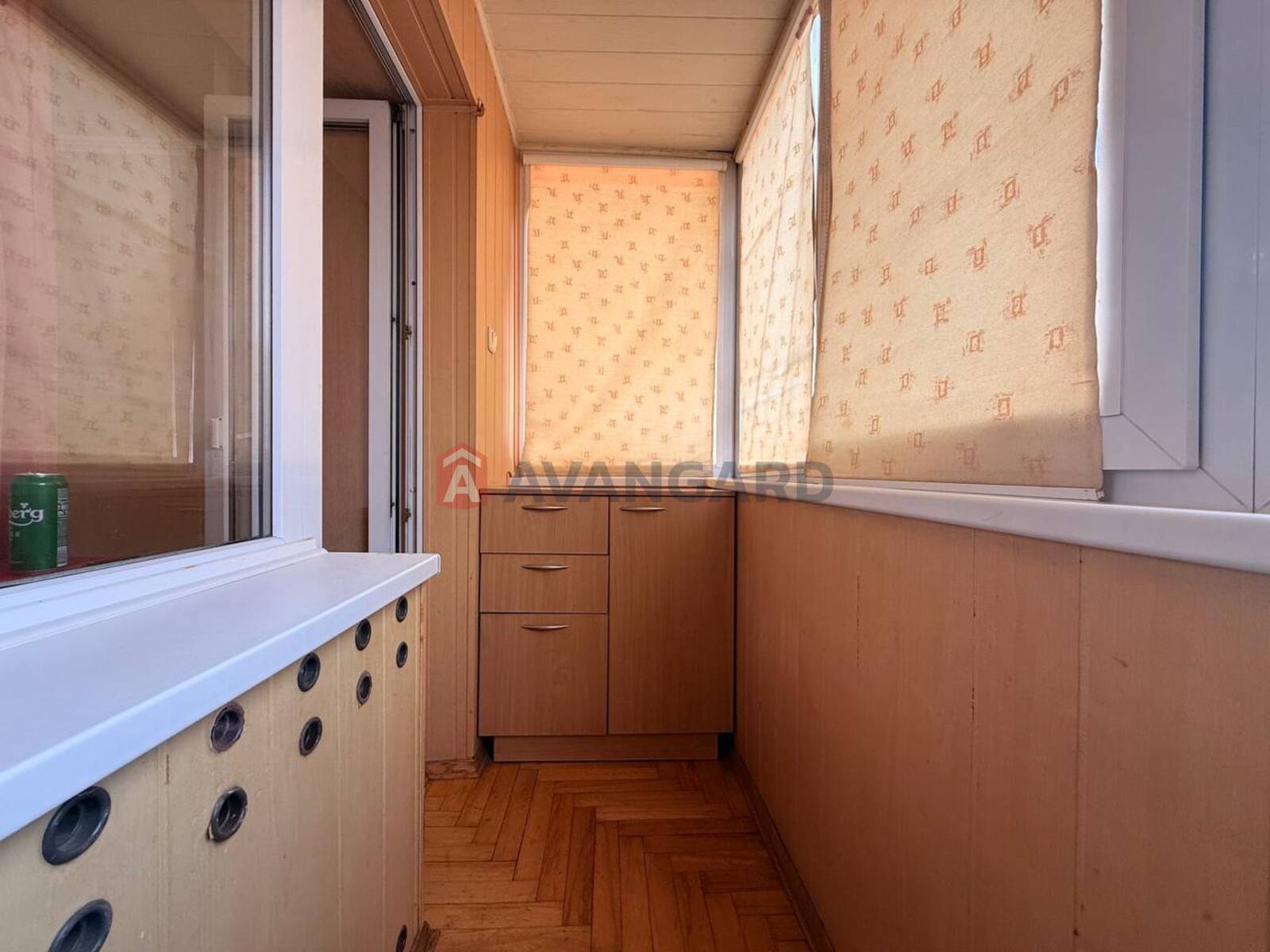 3 ��. ��������, 68/50/16 ��. �., 8/10 ������ ���� 2