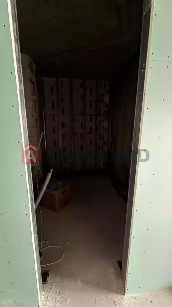 2 ��. ��������, 53/-/- ��. �., 27/31 ������ ���� 11