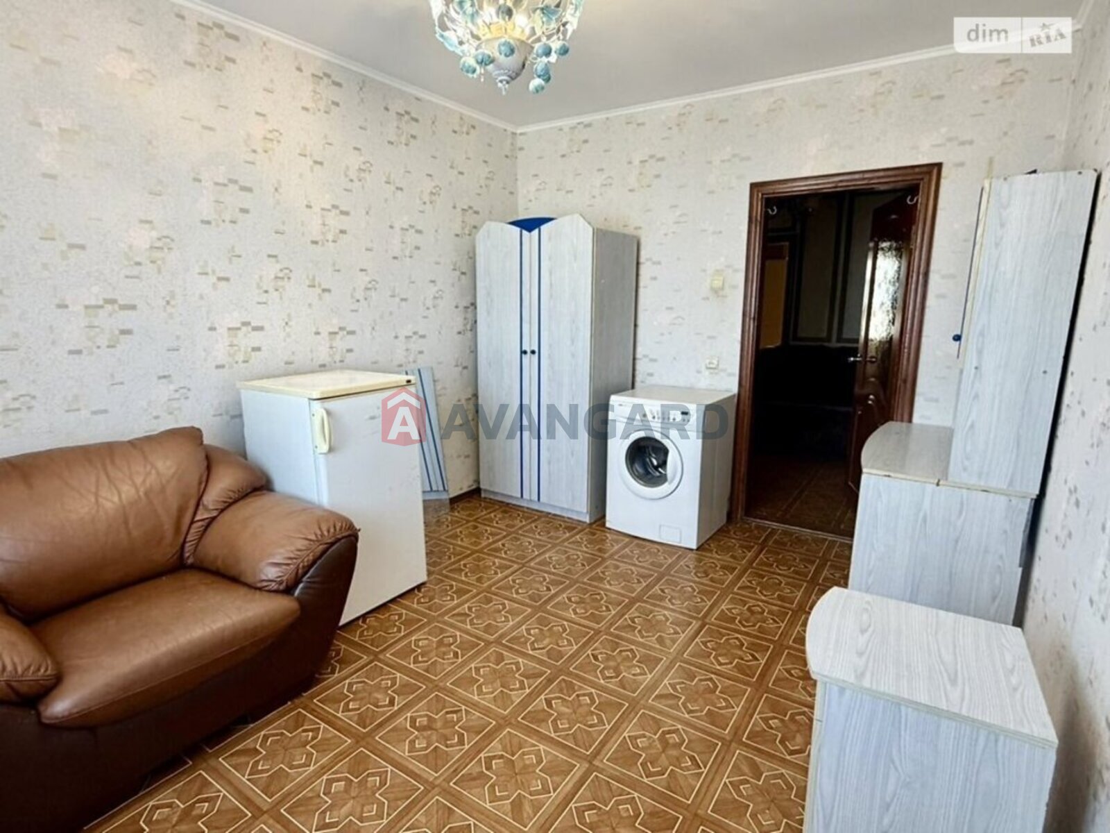 3 ��. ��������, 75/-/8 ��. �., 6/10 ������ ���� 2