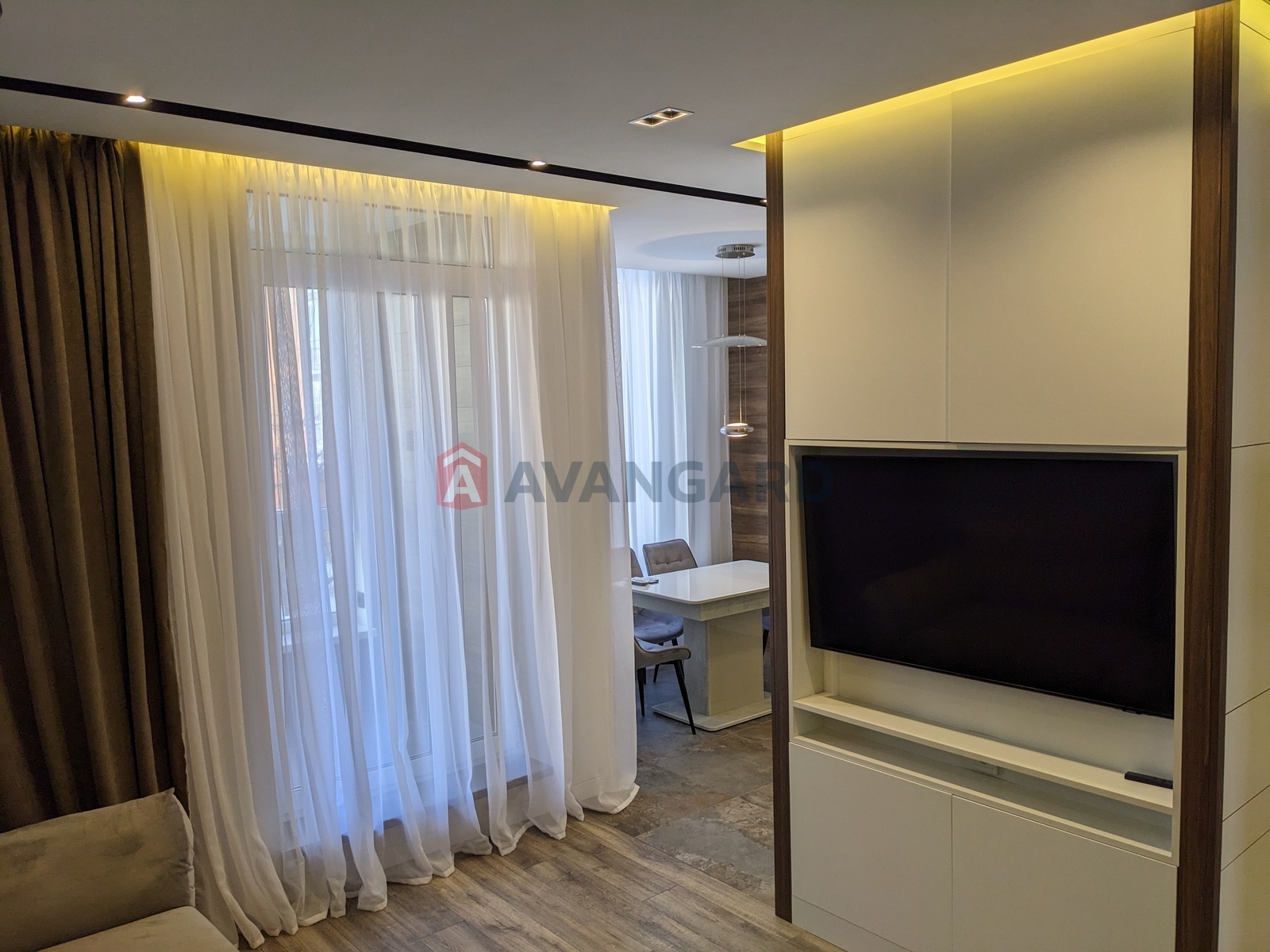 3 ����. ��������, 86/-/15 ��. �., 2/12 ���� ���� 4