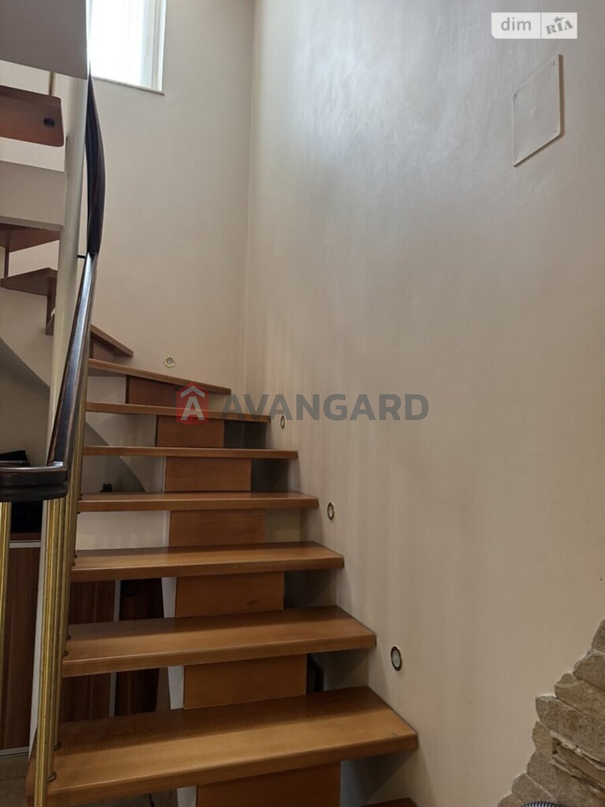 7 ����. ��������, 278/181/21 ��. �., 5/6 ���� ���� 3