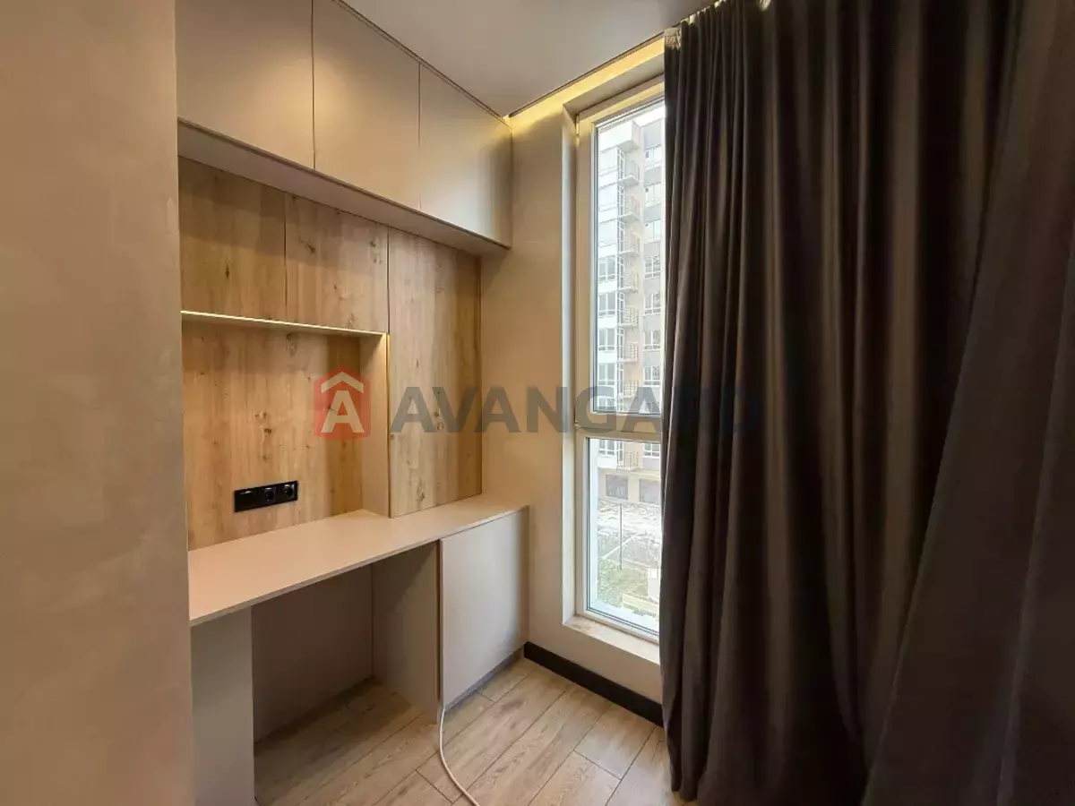 2 ��. ��������, 55/-/20 ��. �., 4/10 ������ ���� 4