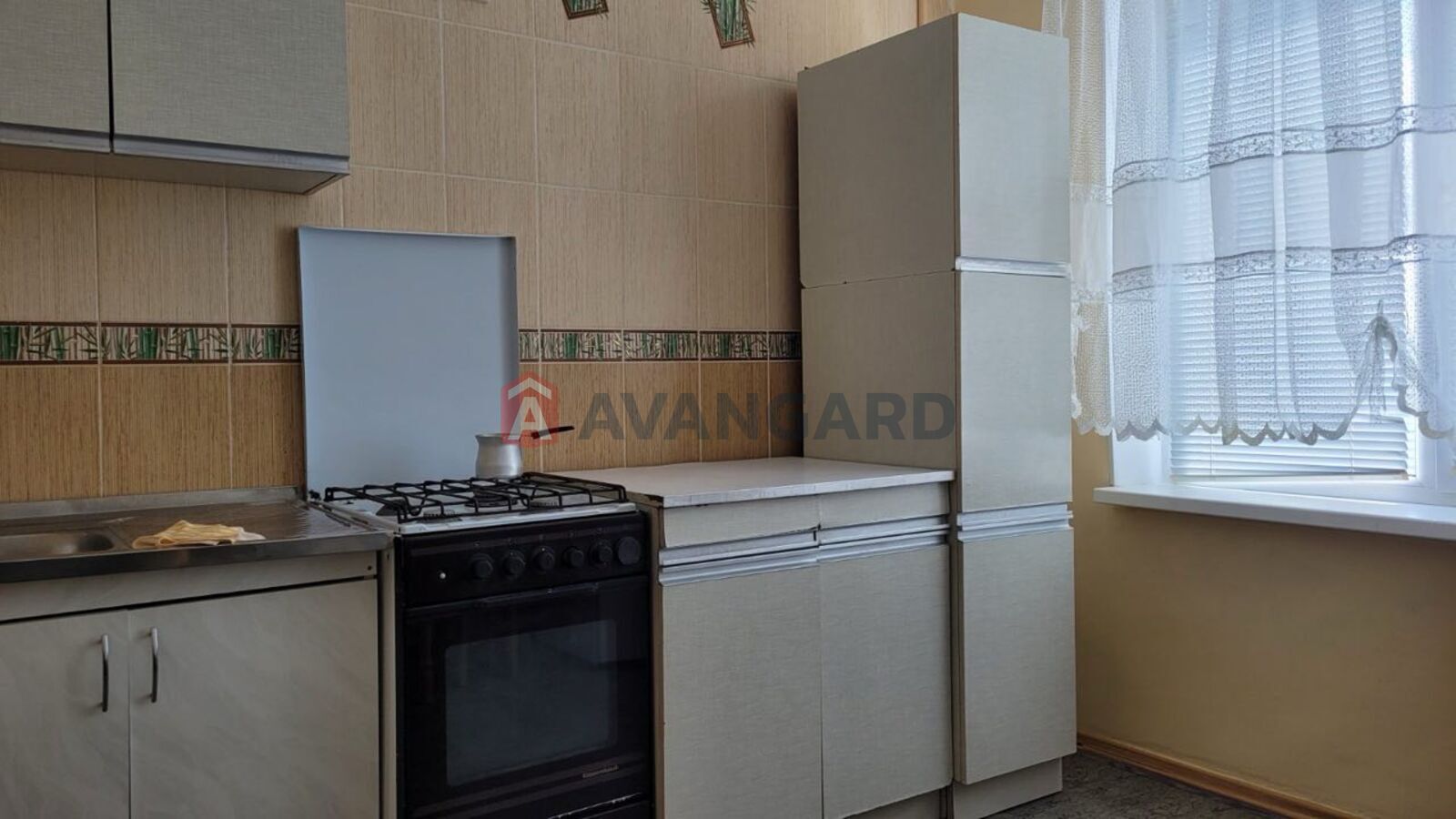 2 ��. ��������, 50/-/10 ��. �., 7/9 ������ ���� 13