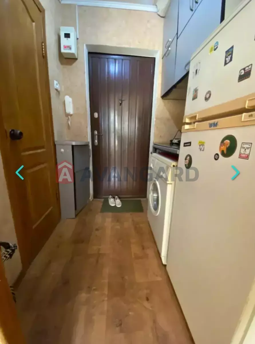 1 ����. ��������, 18/-/- ��. �., 5/9 ���� ���� 4