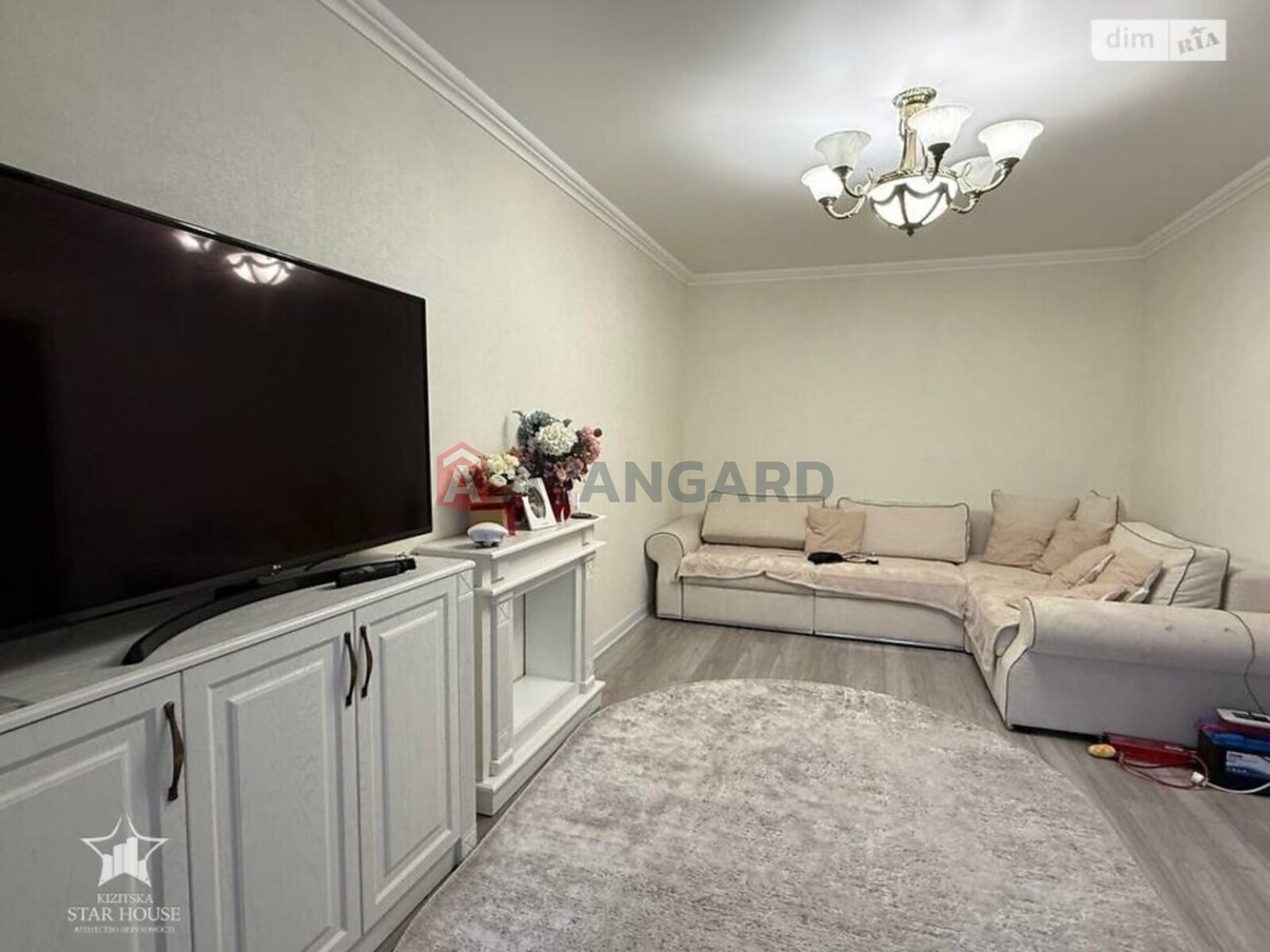 4 ��. ��������, 83/55/8 ��. �., 9/9 ������ ���� 6