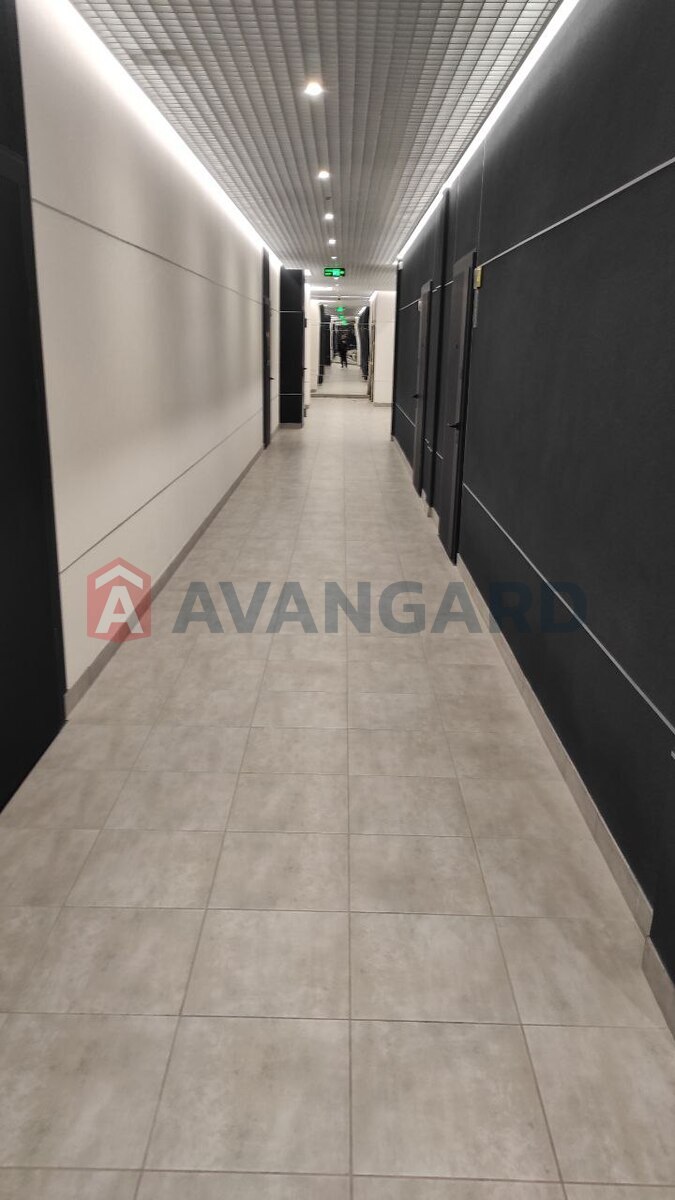 1 ��. ��������, 43/20/15 ��. �., 12/18 ������ ���� 6