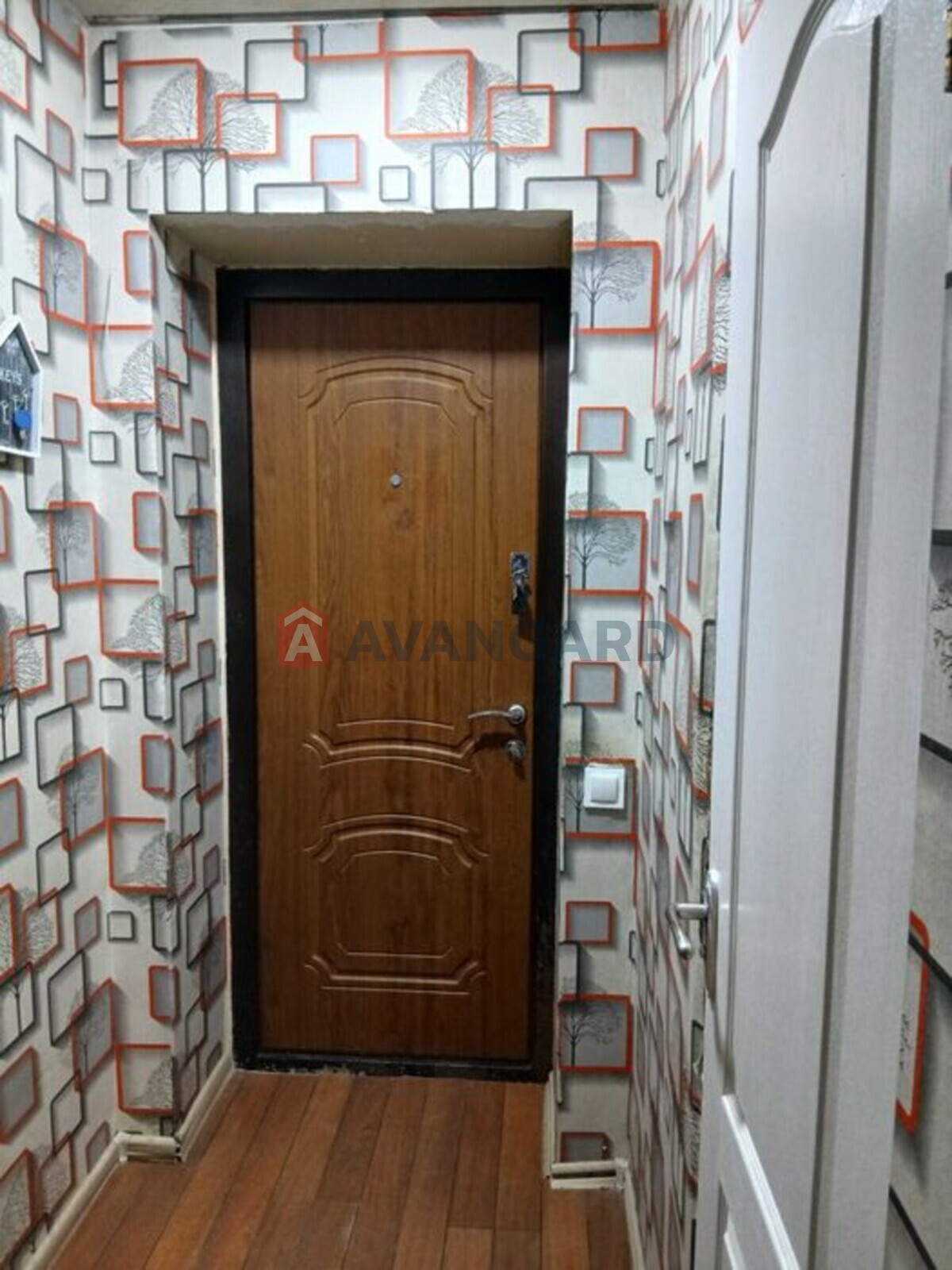 3 ��. ��������, 56/-/6 ��. �., 5/5 ������ ���� 6