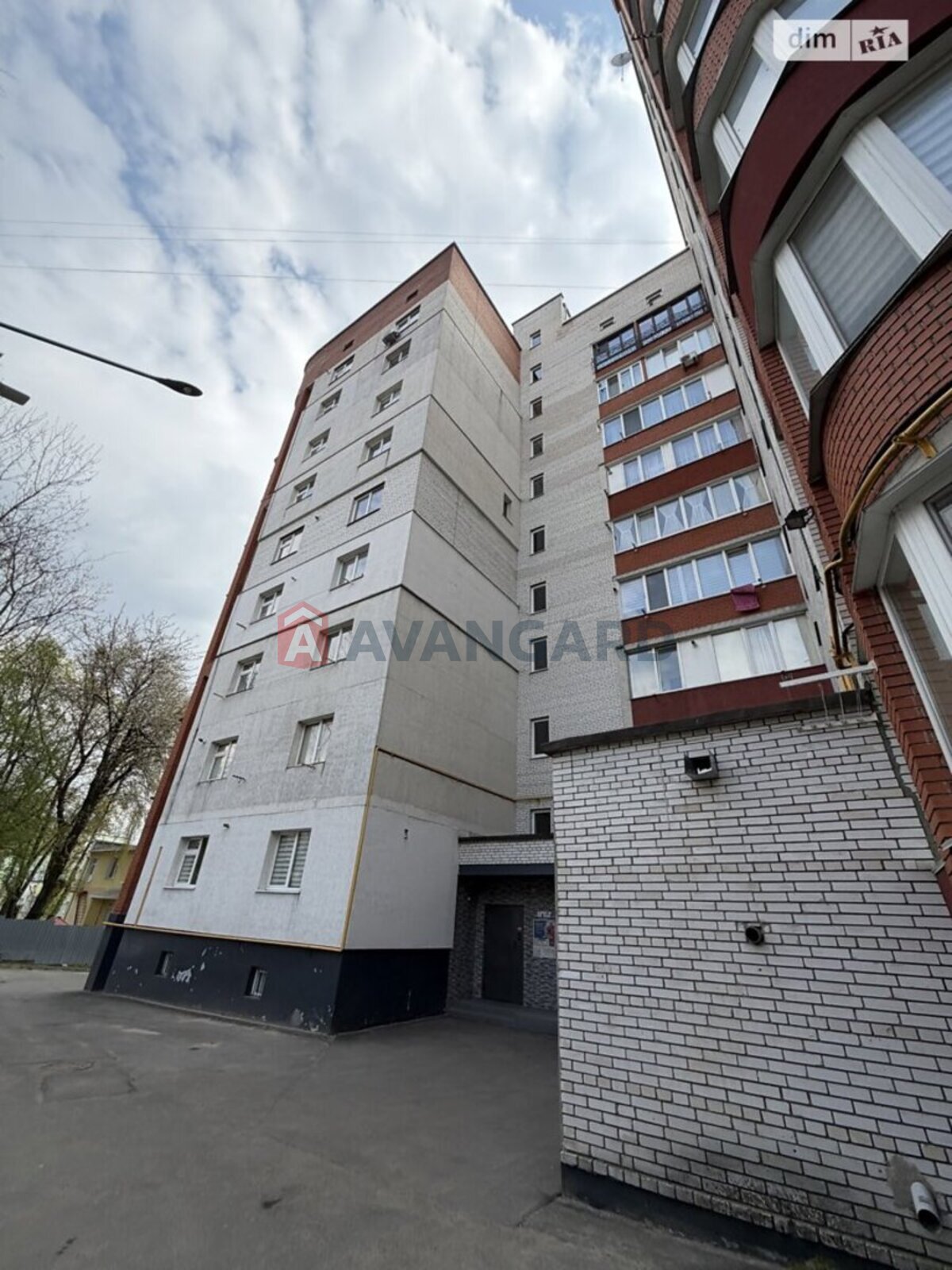 3 ��. ��������, 108/55/10 ��. �., 9/10 ������ ���� 2