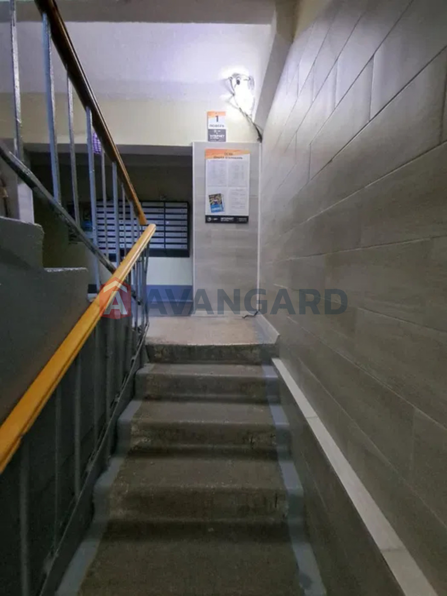 2 ����. ��������, 49/-/9 ��. �., 7/9 ���� ���� 11