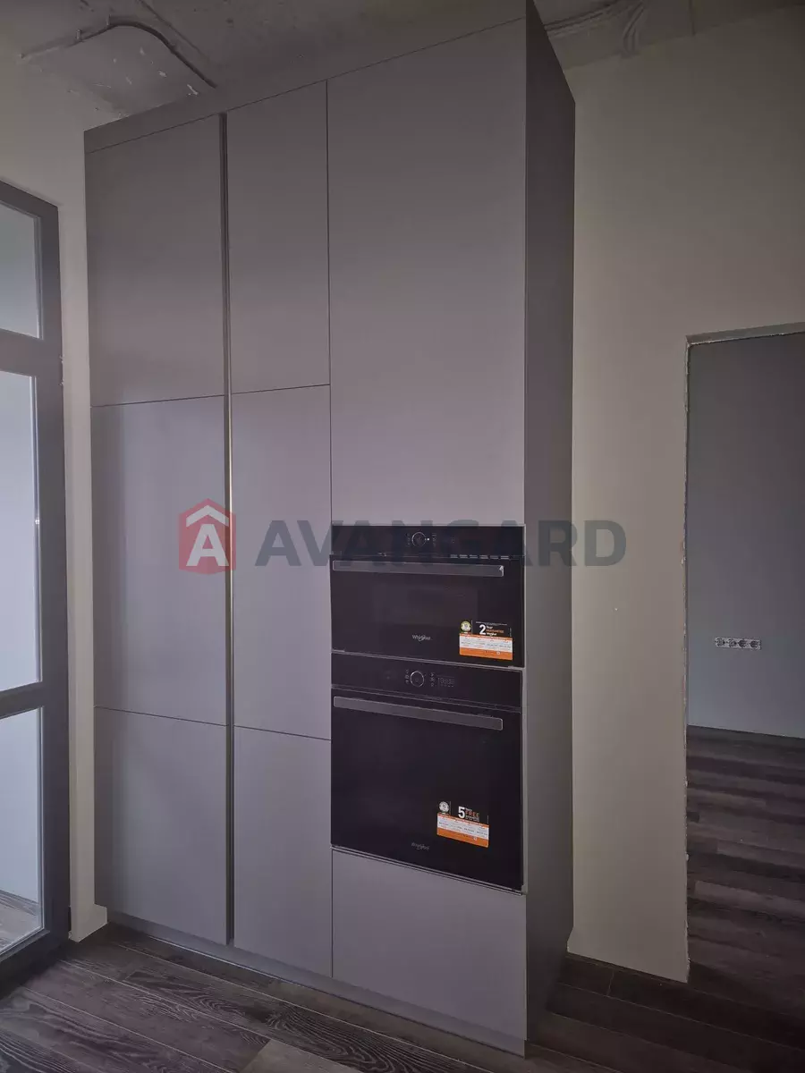 3 ��. ��������, 104/-/25 ��. �., 7/10 ������ ���� 9