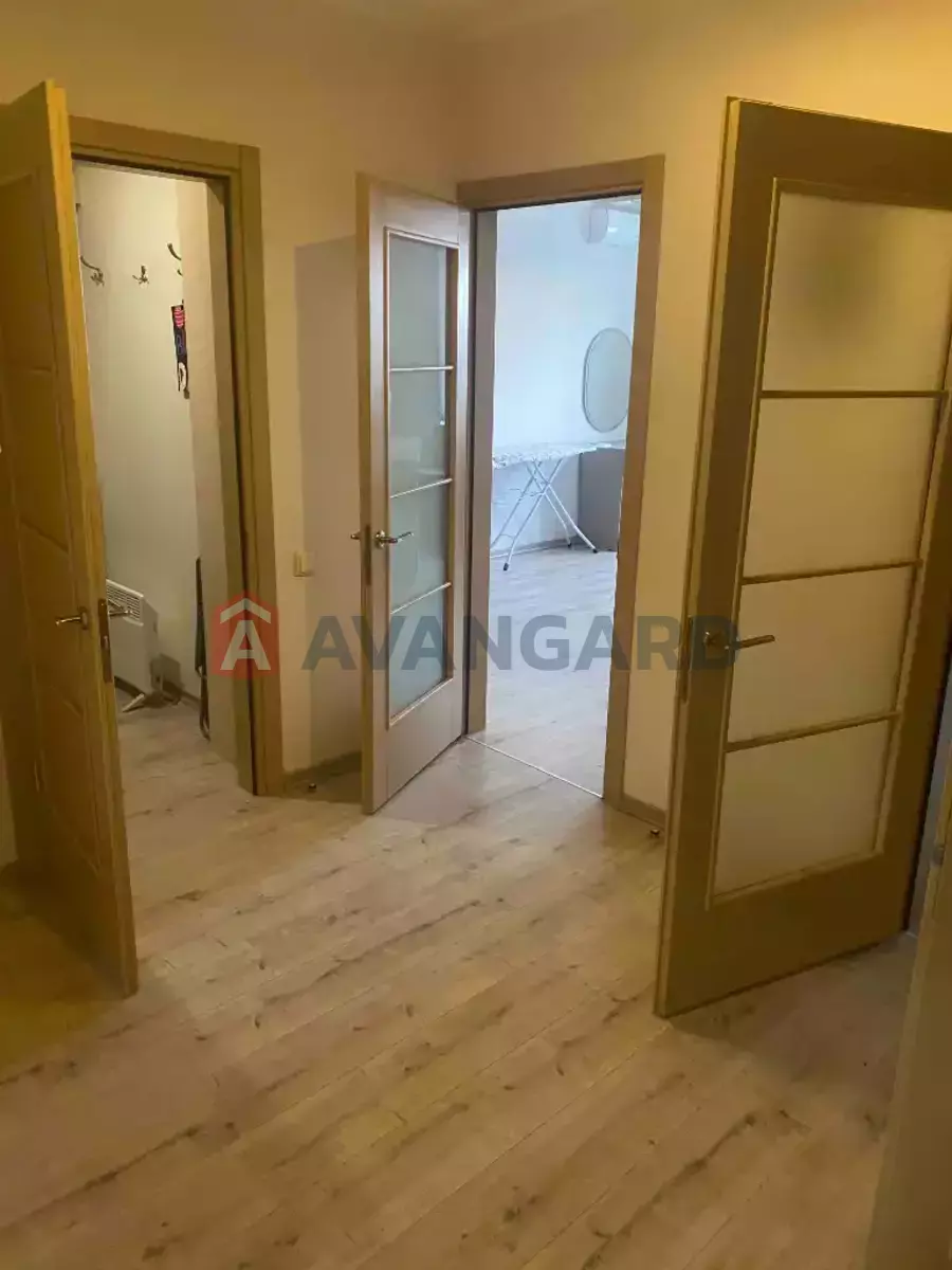 3 ����. ��������, 99/-/12 ��. �., 13/17 ���� ���� 28