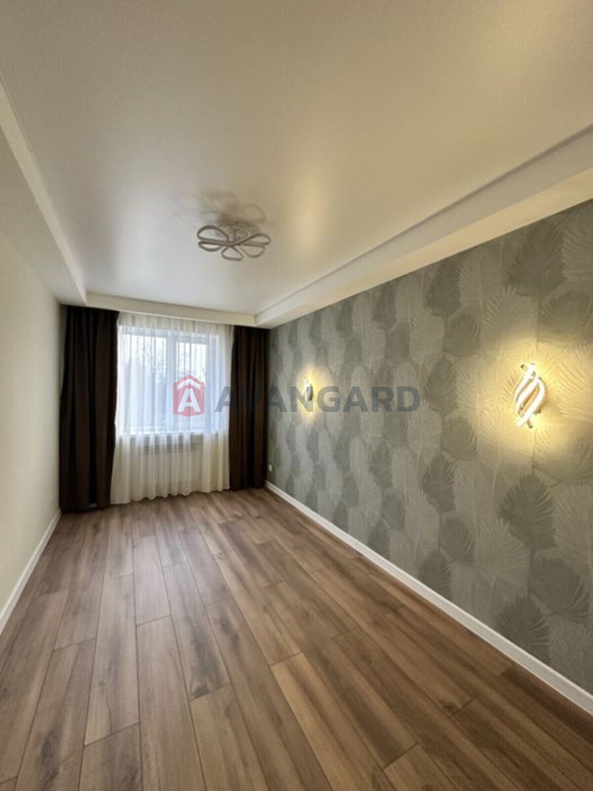 3 ��. ��������, 54/-/6 ��. �., 4/5 ������ ���� 8