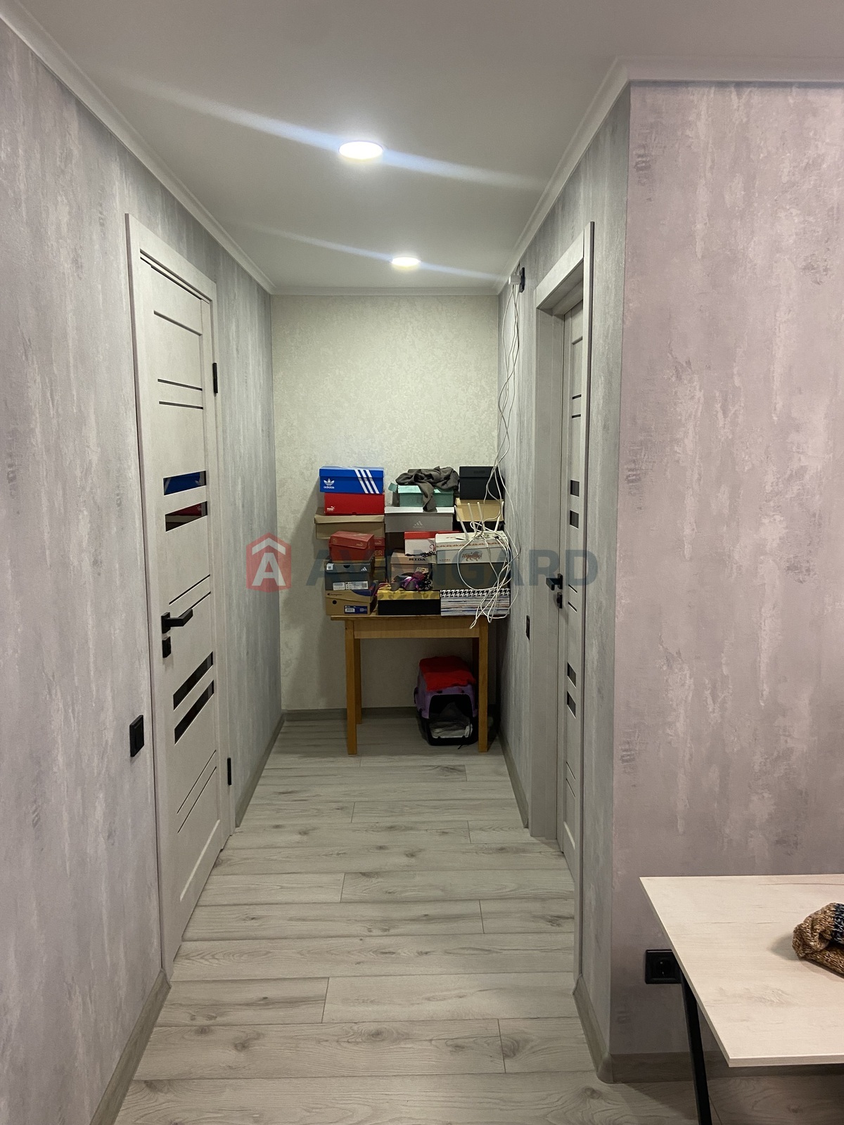 3 ��. ��������, 56/-/6 ��. �., 3/5 ������ ���� 7