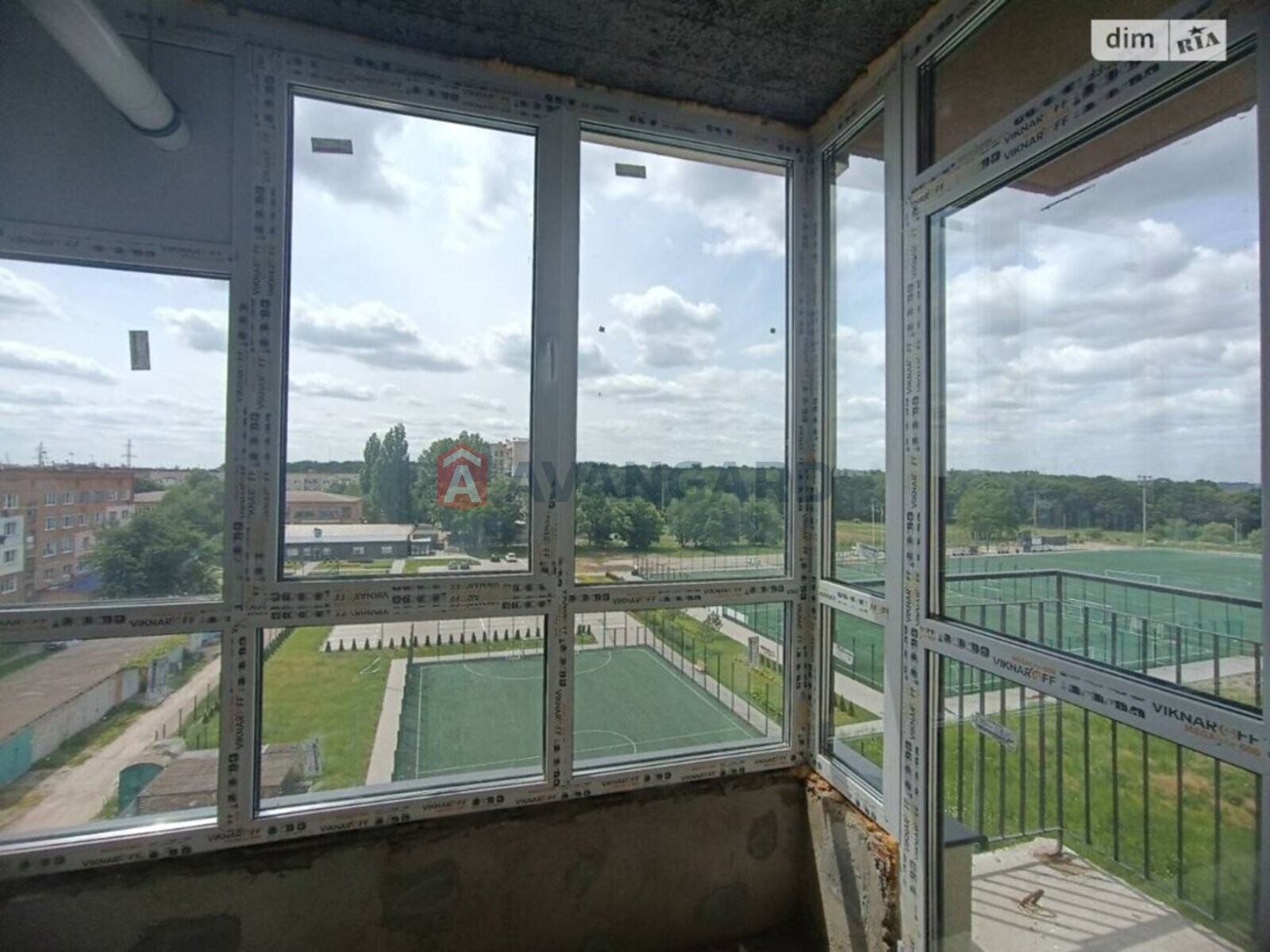 1 ��. ��������, 43/15/15 ��. �., 6/9 ������ ���� 15