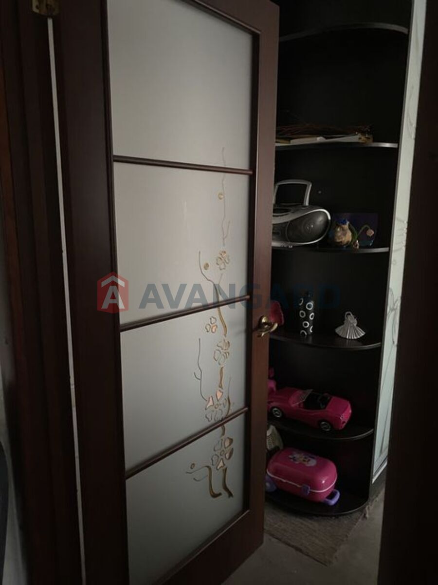 2 ��. ��������, 45/-/9 ��. �., 6/9 ������ ���� 3