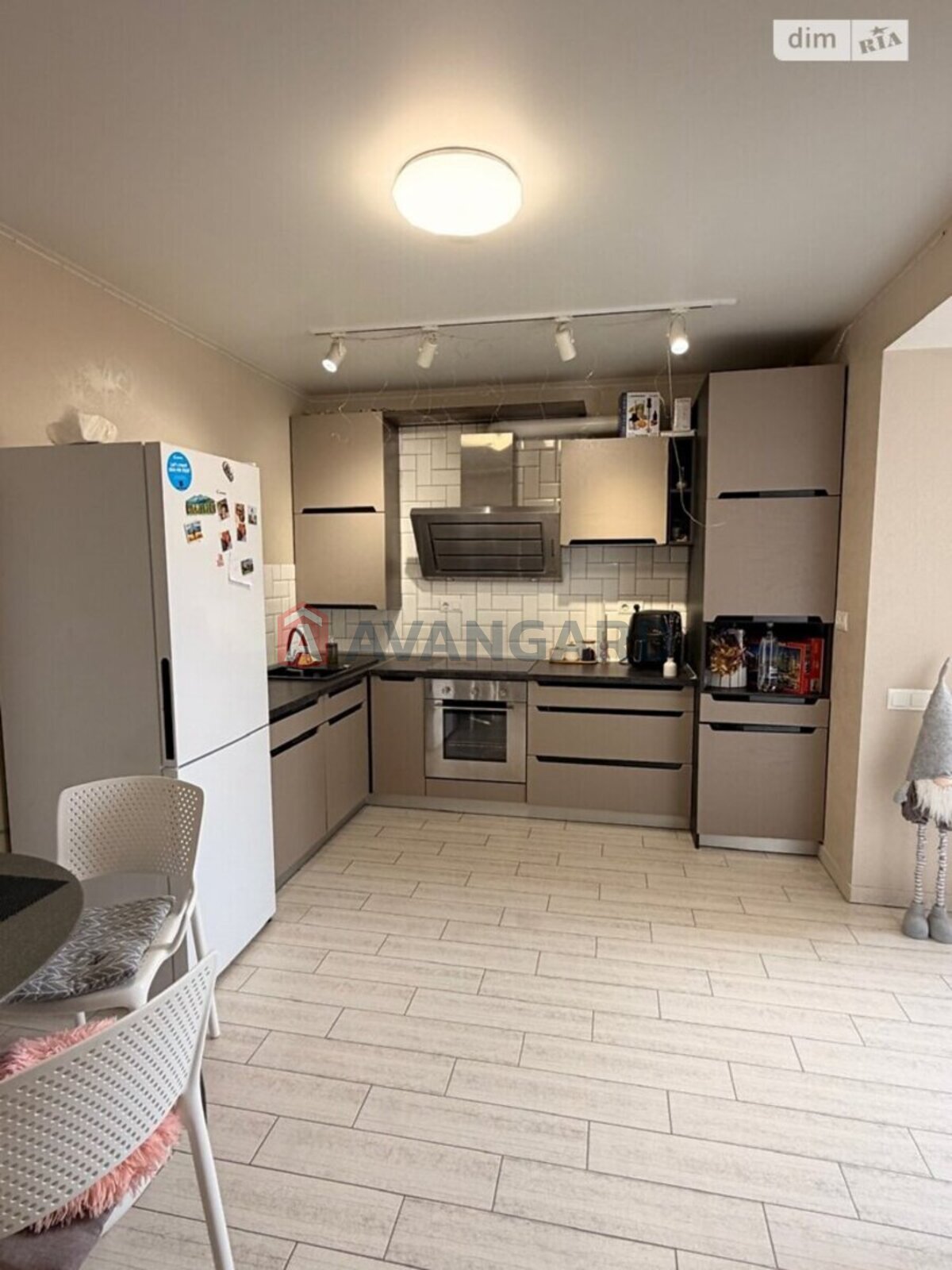 1 ��. ��������, 44/16/16 ��. �., 7/13 ������ ���� 5