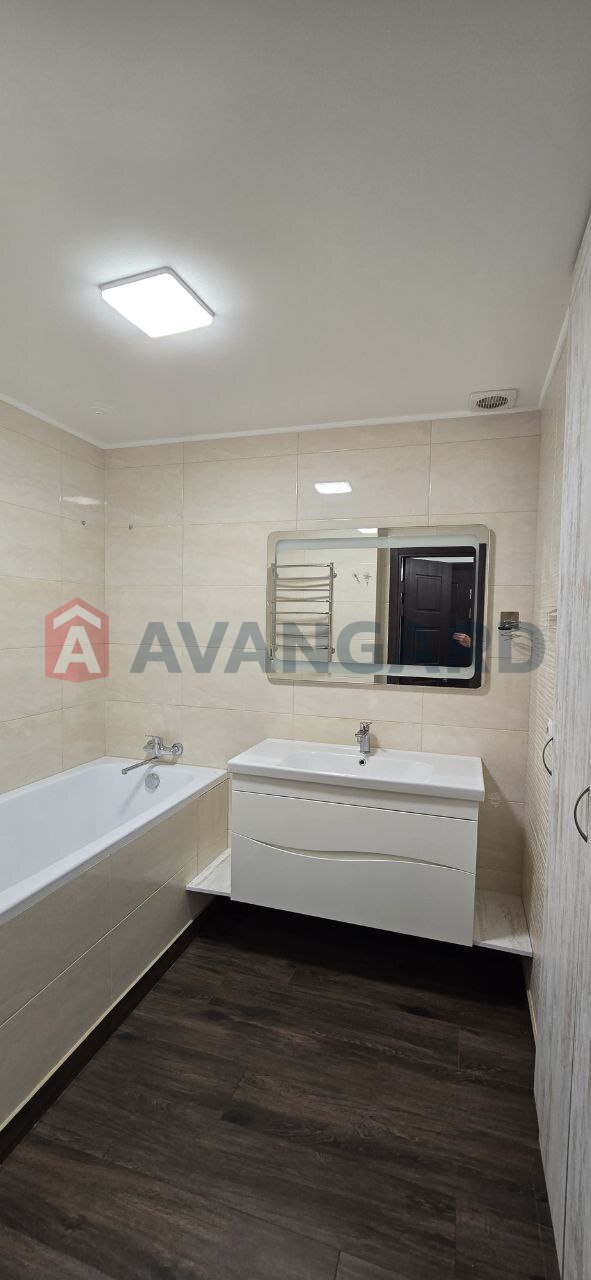 2 ��. ��������, 56/-/19 ��. �., 18/22 ������ ���� 7