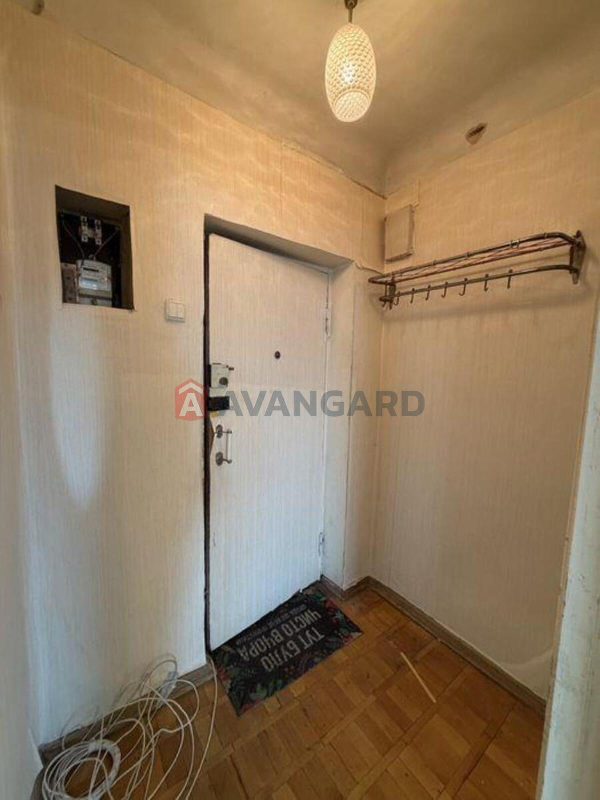 2 ��. ��������, 43/-/6 ��. �., 2/5 ������ ���� 5