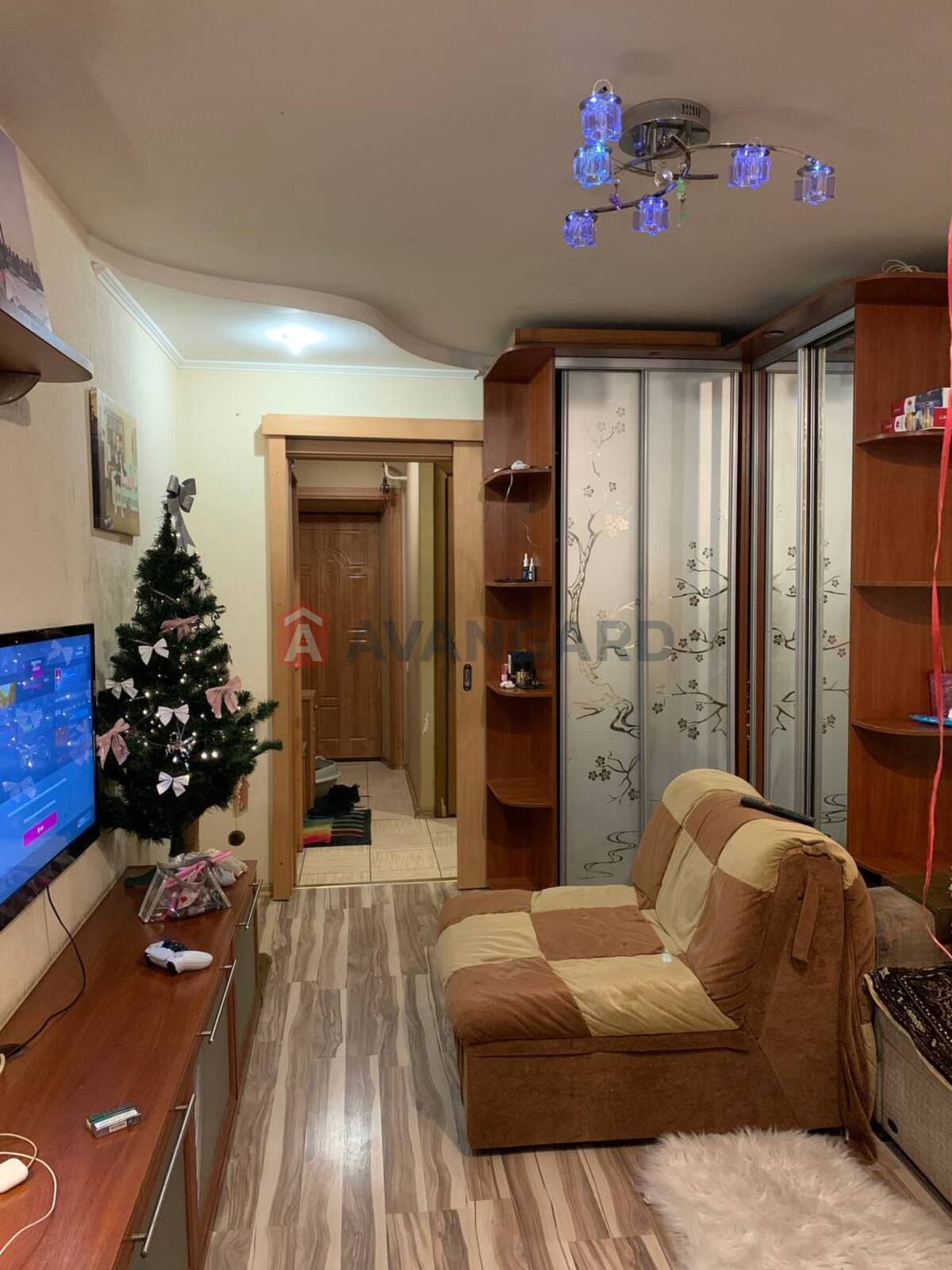 2 ��. ��������, 45/25/10 ��. �., 1/5 ������ ���� 8