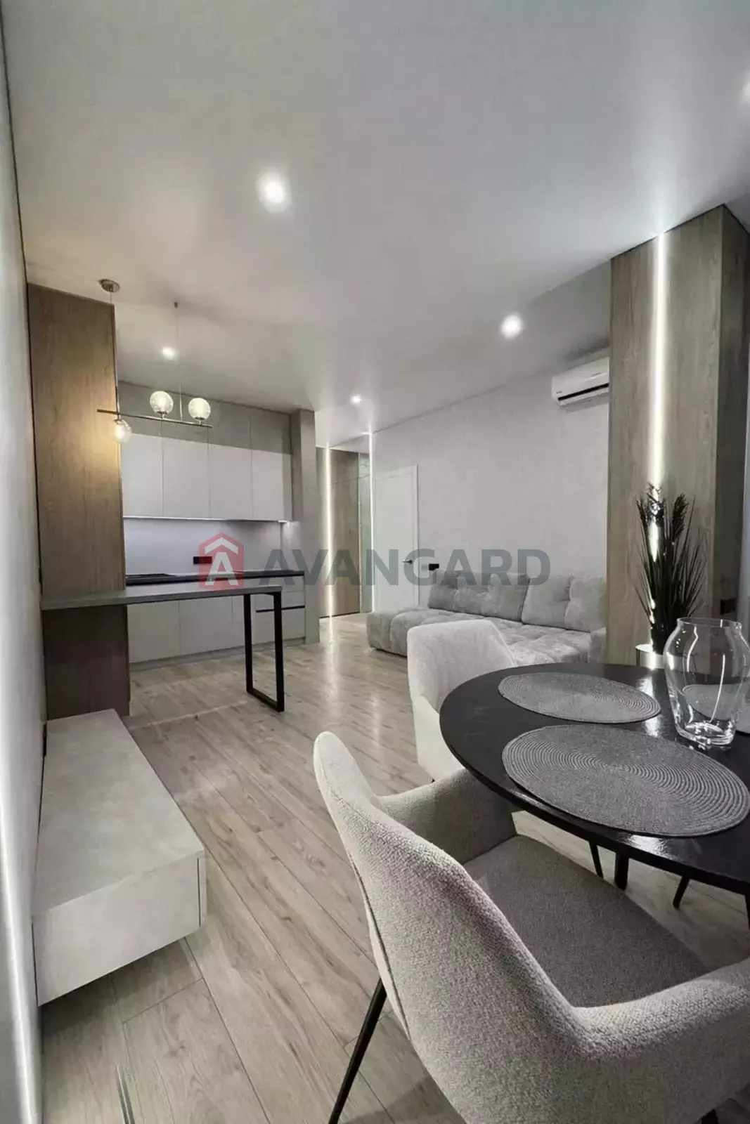 2 ��. ��������, 50/-/24 ��. �., 9/16 ������ ���� 9