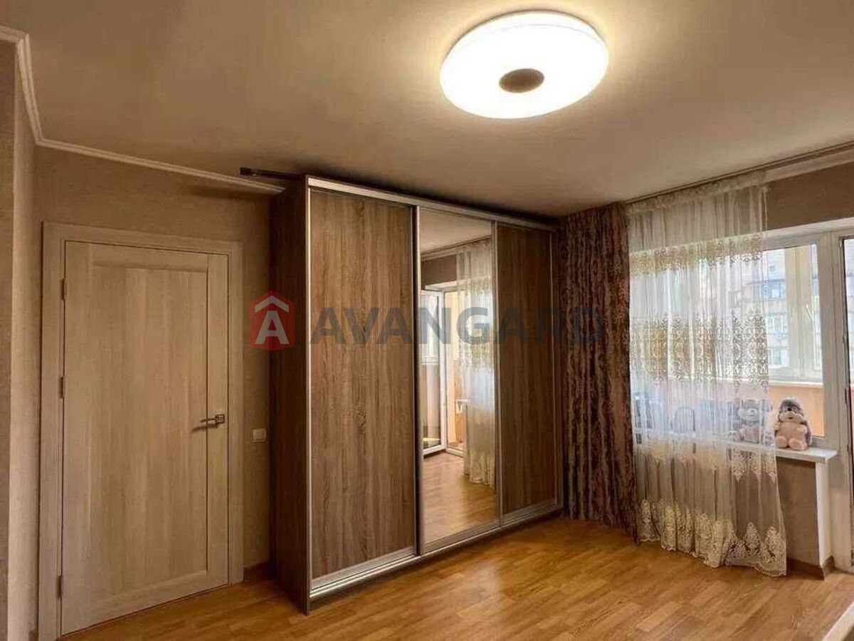 1 ����. ��������, 35/-/7 ��. �., 8/9 ���� ���� 5