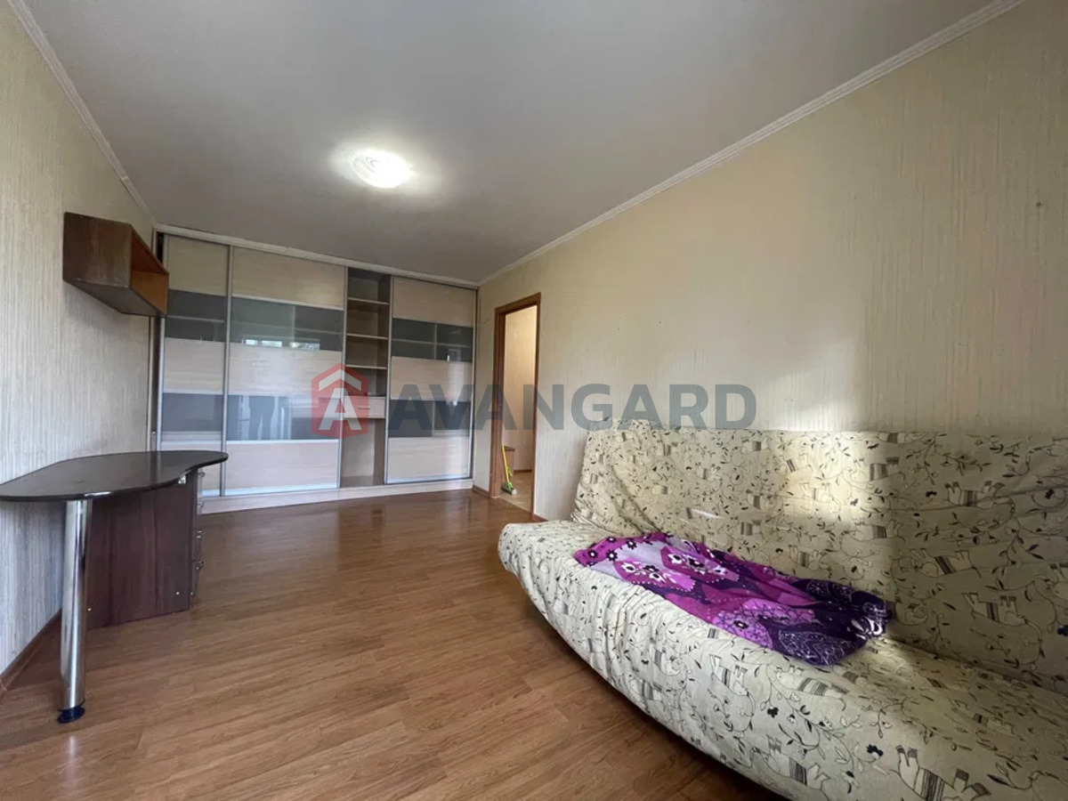 1 ��. ��������, 31/-/6 ��. �., 4/5 ������ ���� 1