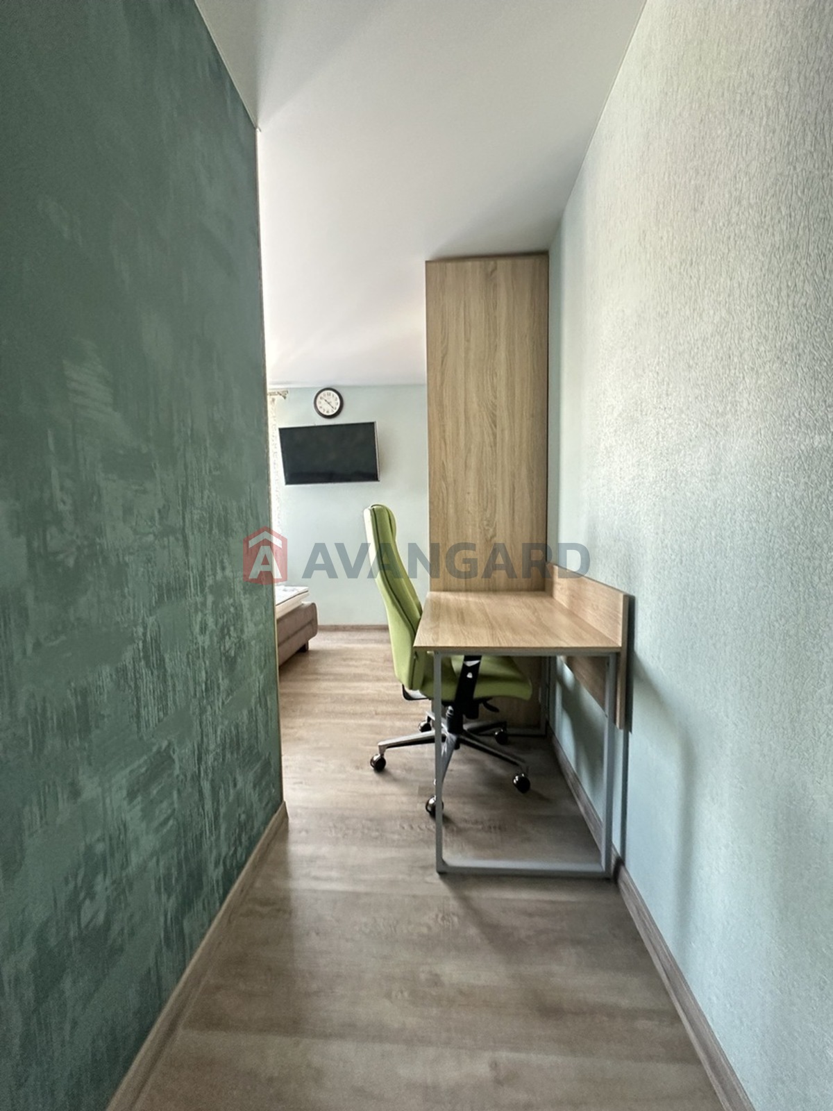 3 ��. ��������, 83/34/18 ��. �., 10/11 ������ ���� 12