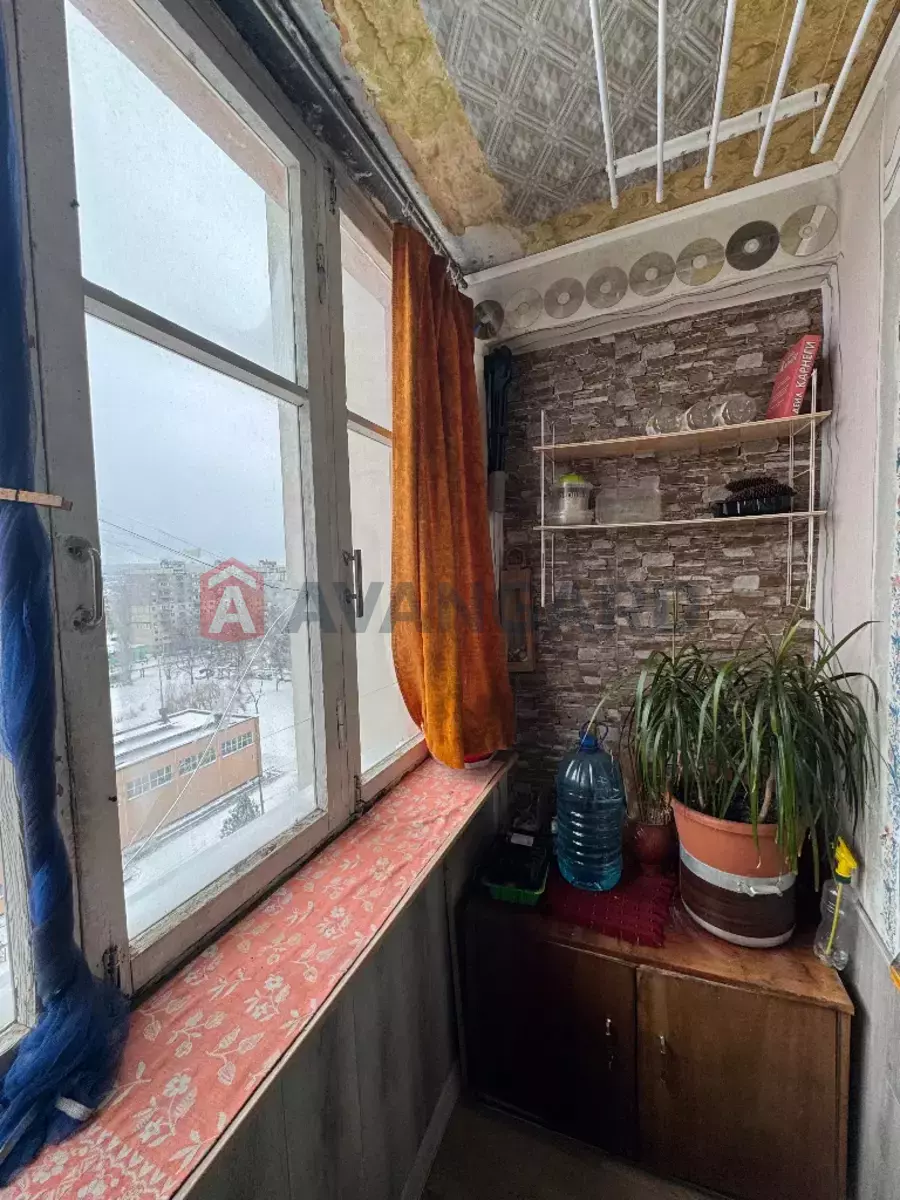 2 ��. ��������, 47/40/7 ��. �., 10/16 ������ ���� 15