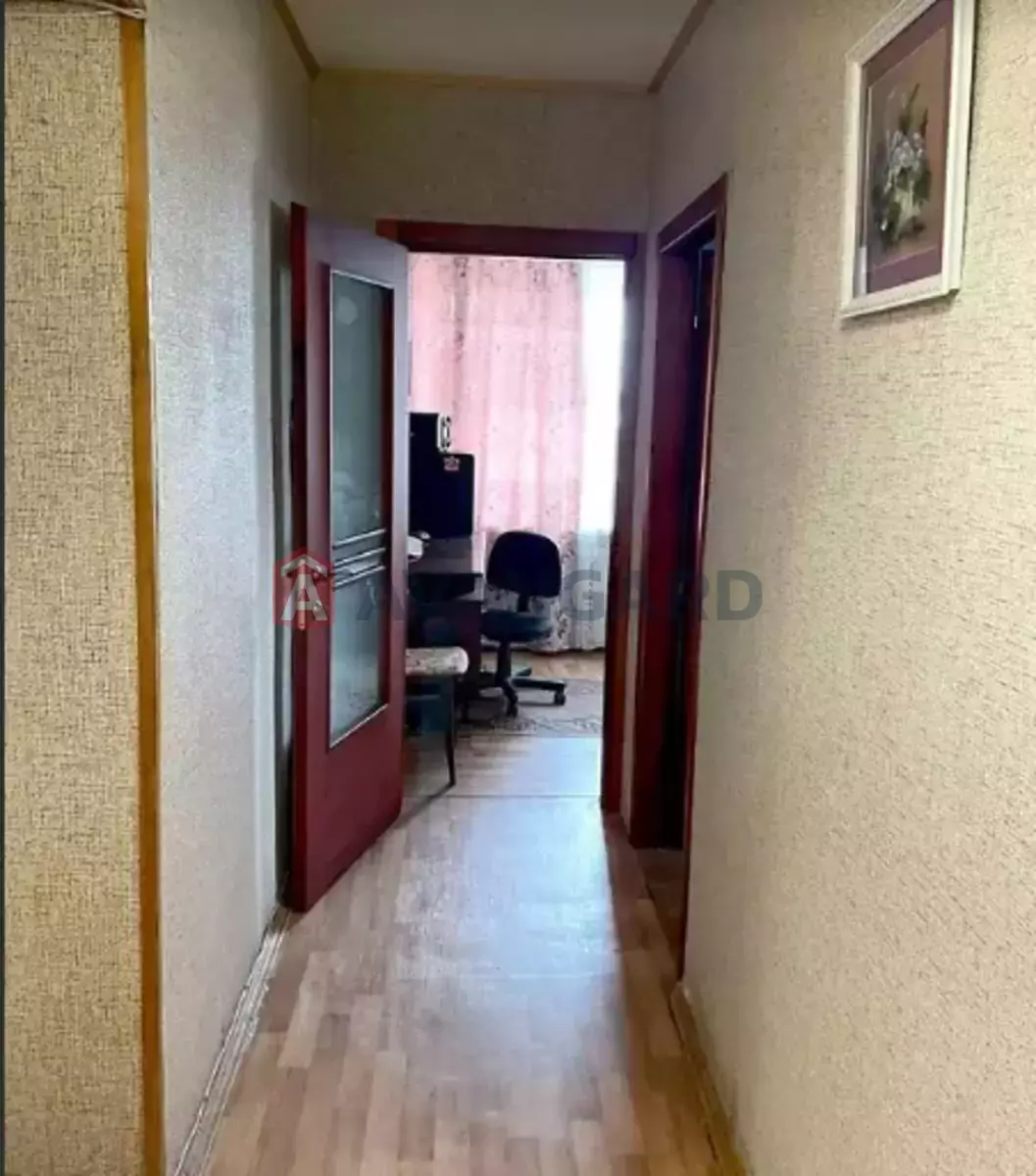 3 ��. ��������, 67/-/8 ��. �., 8/12 ������ ���� 8