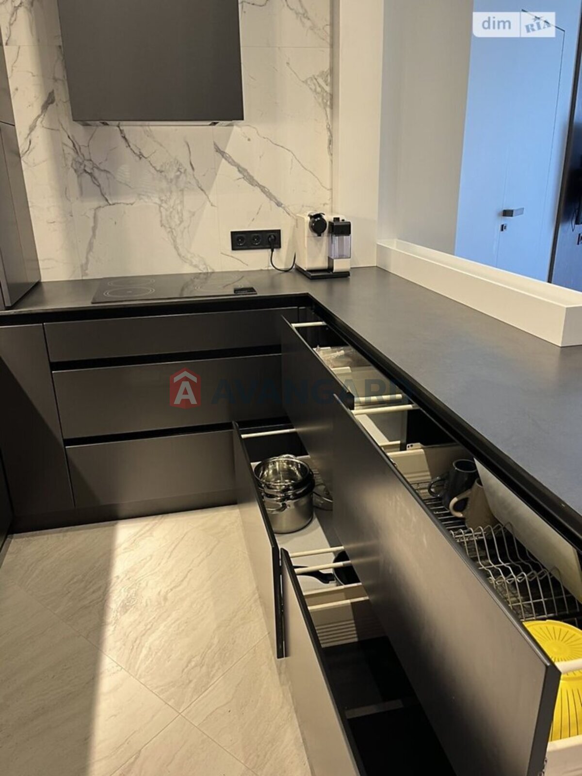 2 ����. ��������, 71/48/- ��. �., 5/6 ���� ���� 8