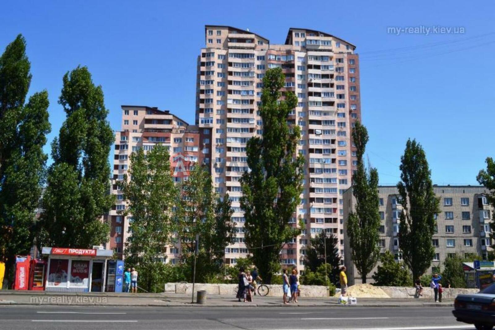 1 ��. ��������, 44/17/11 ��. �., 17/23 ������ ���� 4