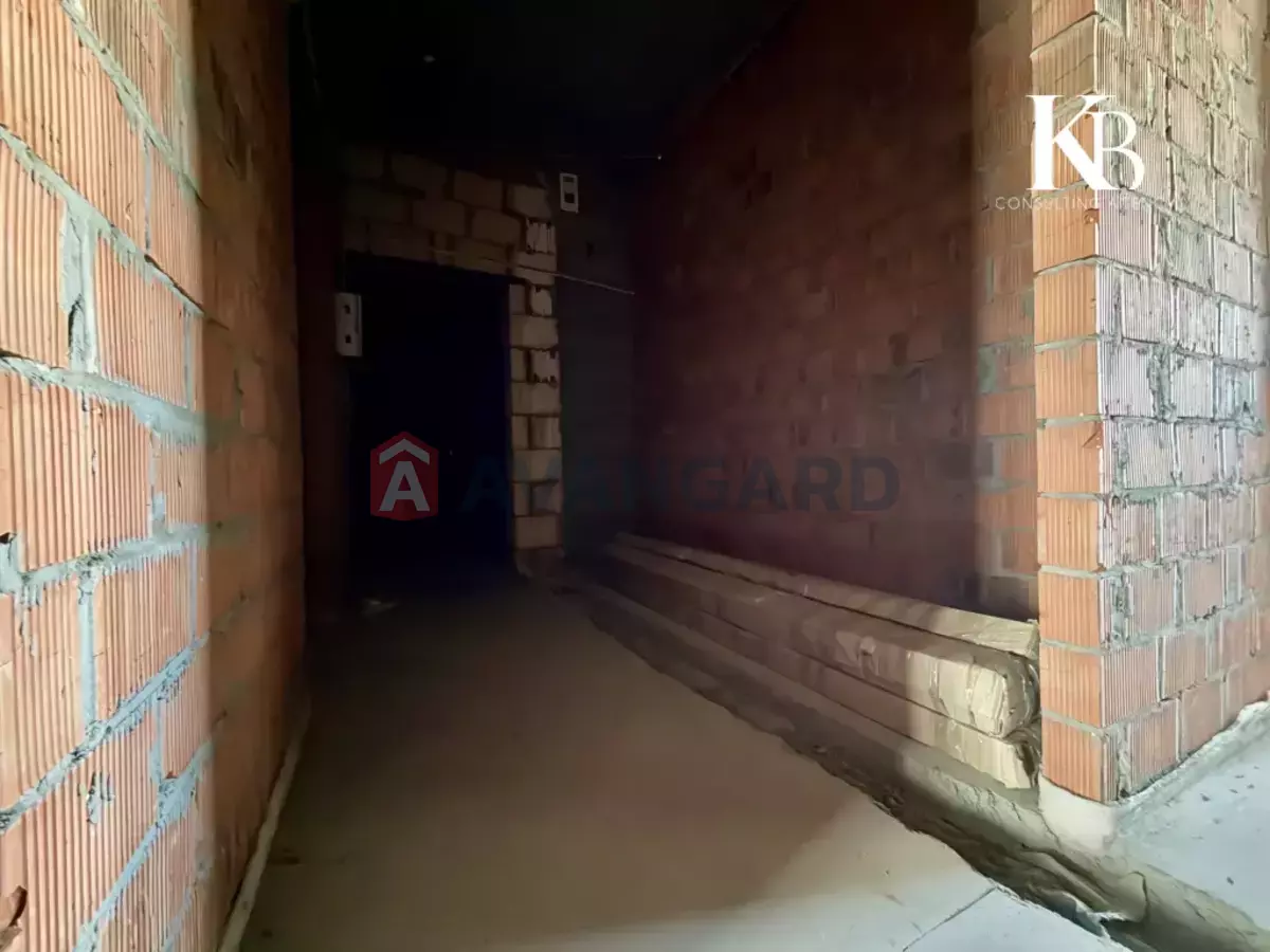 3 ��. ��������, 102/-/- ��. �., 3/12 ������ ���� 9