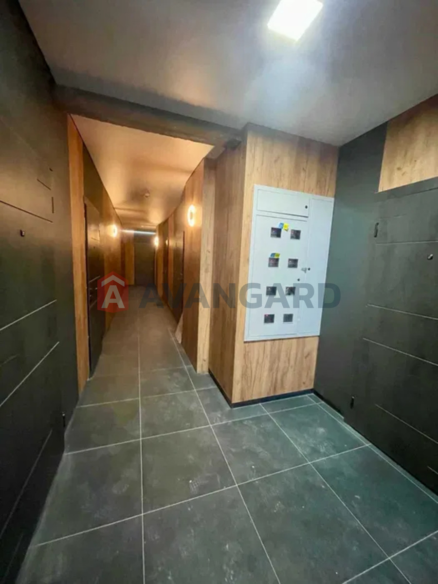 1 ��. ��������, 46/-/5 ��. �., 2/4 ������ ���� 14