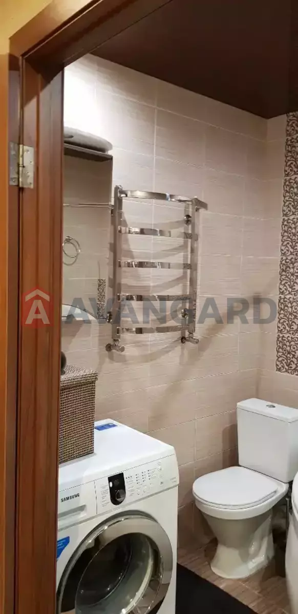 1 ��. ��������, 29/17/4 ��. �., 5/5 ������ ���� 21