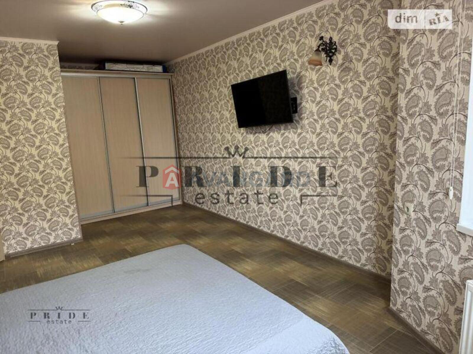 1 ��. ��������, 45/19/16 ��. �., 7/10 ������ ���� 13