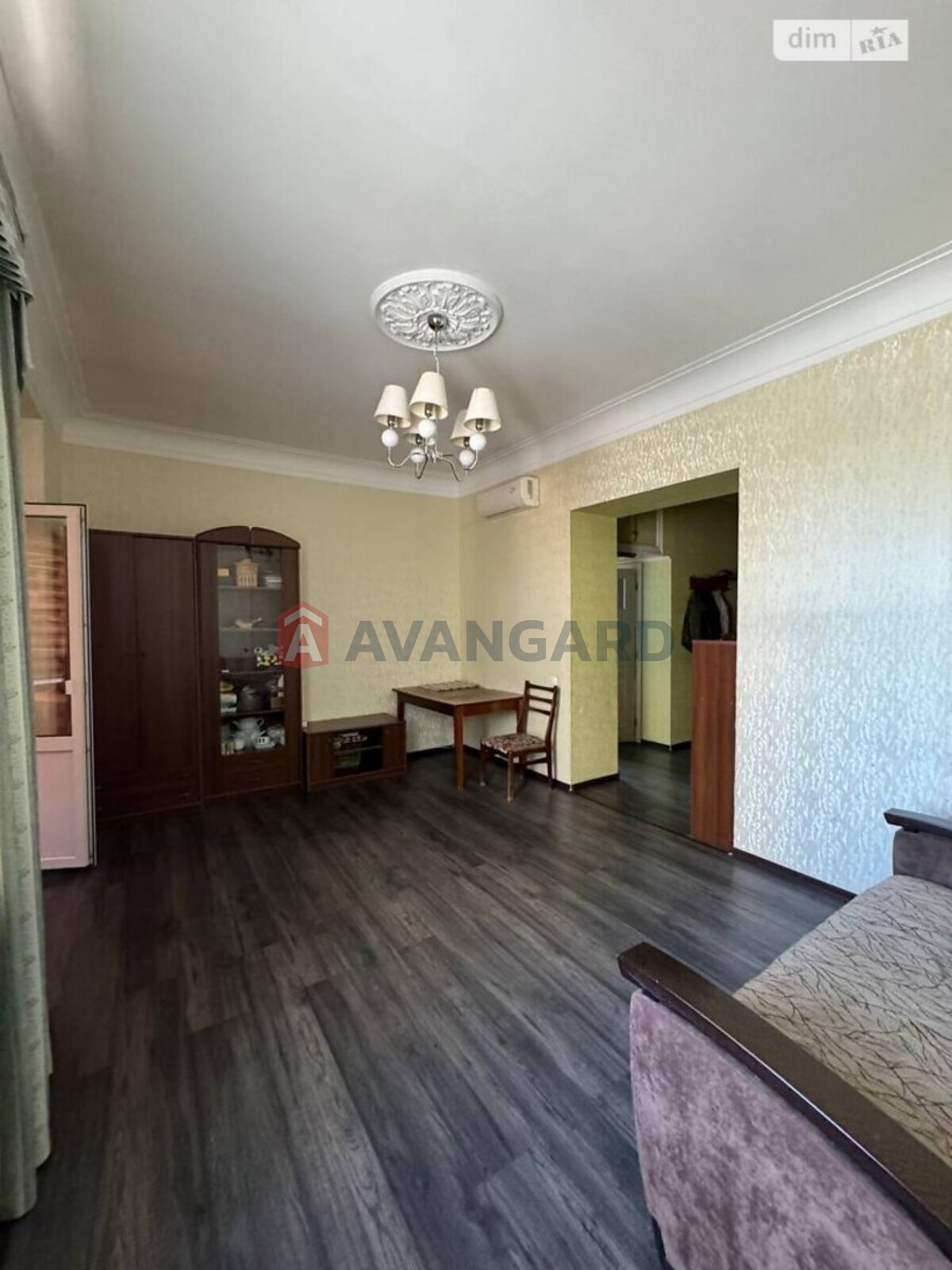 3 ����. ��������, 70/40/7 ��. �., 1/6 ���� ���� 24