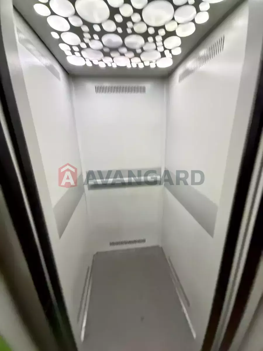 1 ��. ��������, 35/20/7 ��. �., 5/9 ������ ���� 10