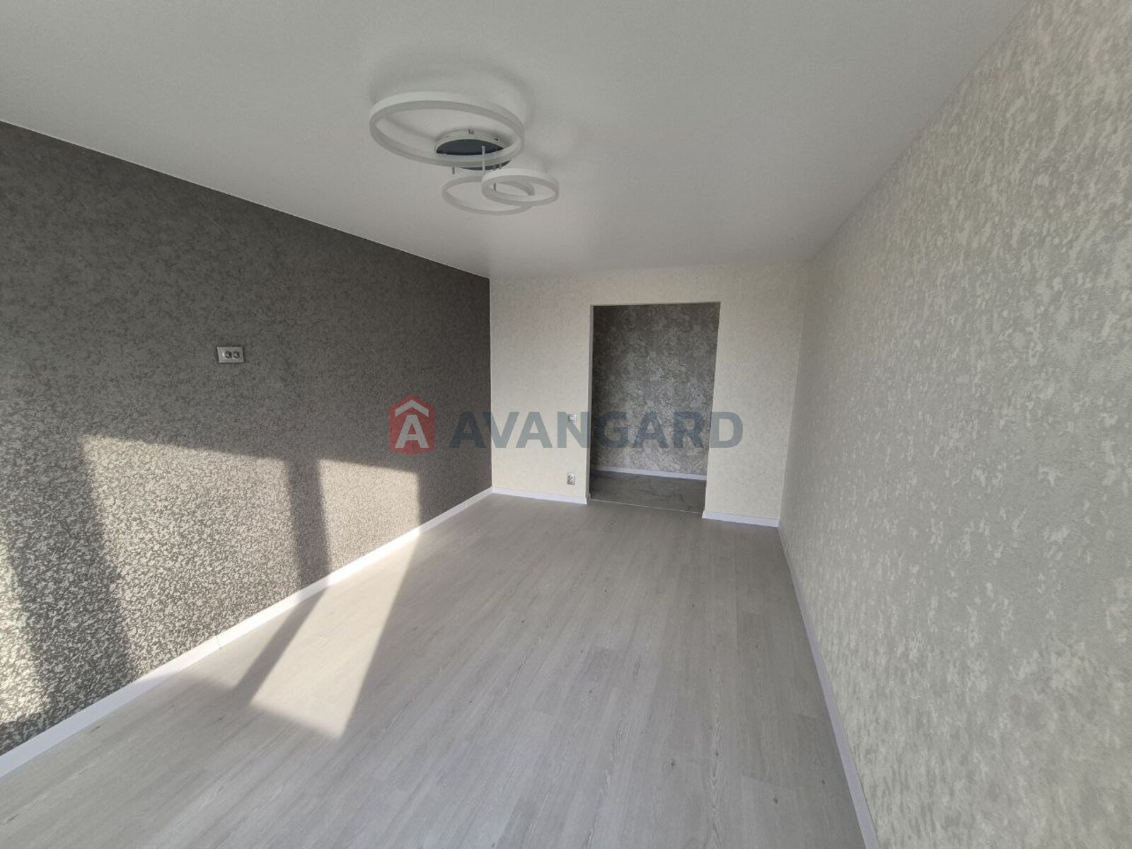 3 ��. ��������, 68/-/8 ��. �., 9/9 ������ ���� 25