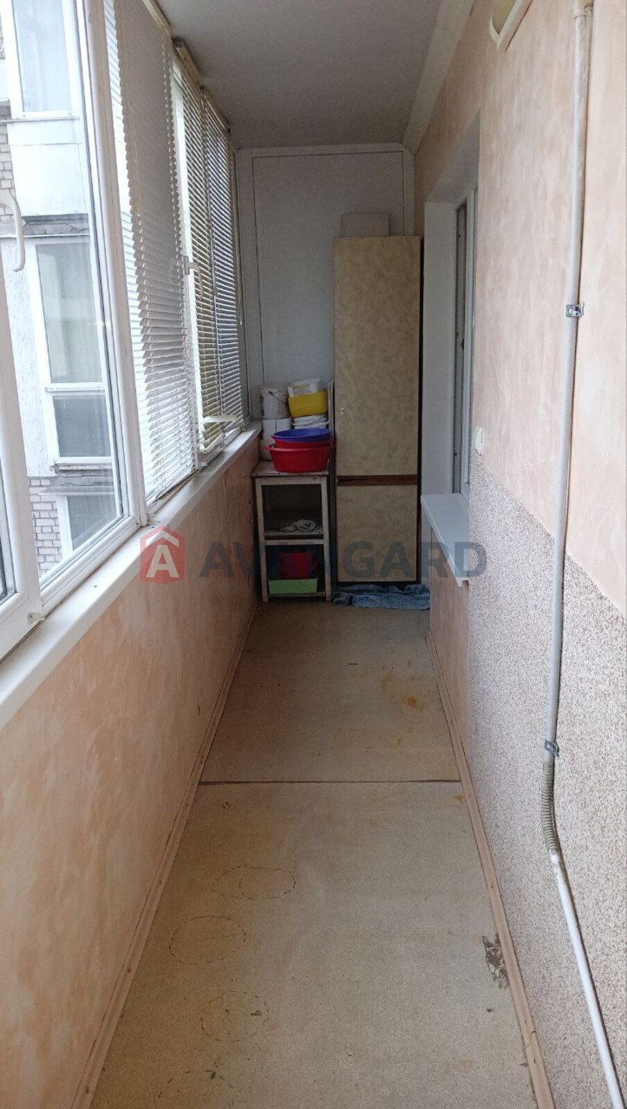 4 ��. ��������, 82/51/7 ��. �., 8/9 ������ ���� 6