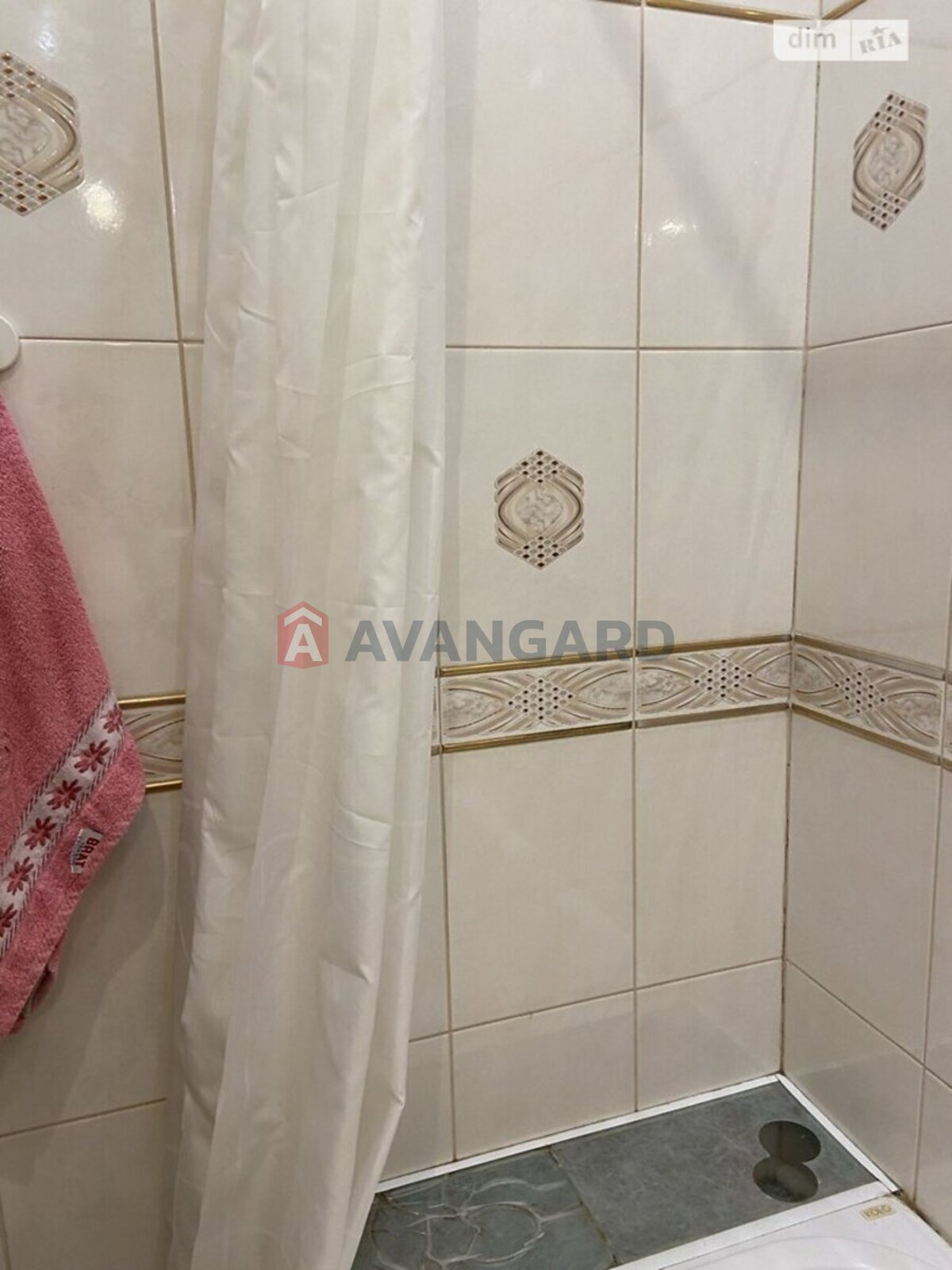 2 ��. ��������, 42/25/6 ��. �., 3/3 ������ ���� 24