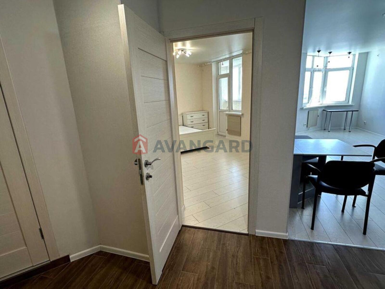 1 ��. ��������, 59/-/11 ��. �., 27/27 ������ ���� 14