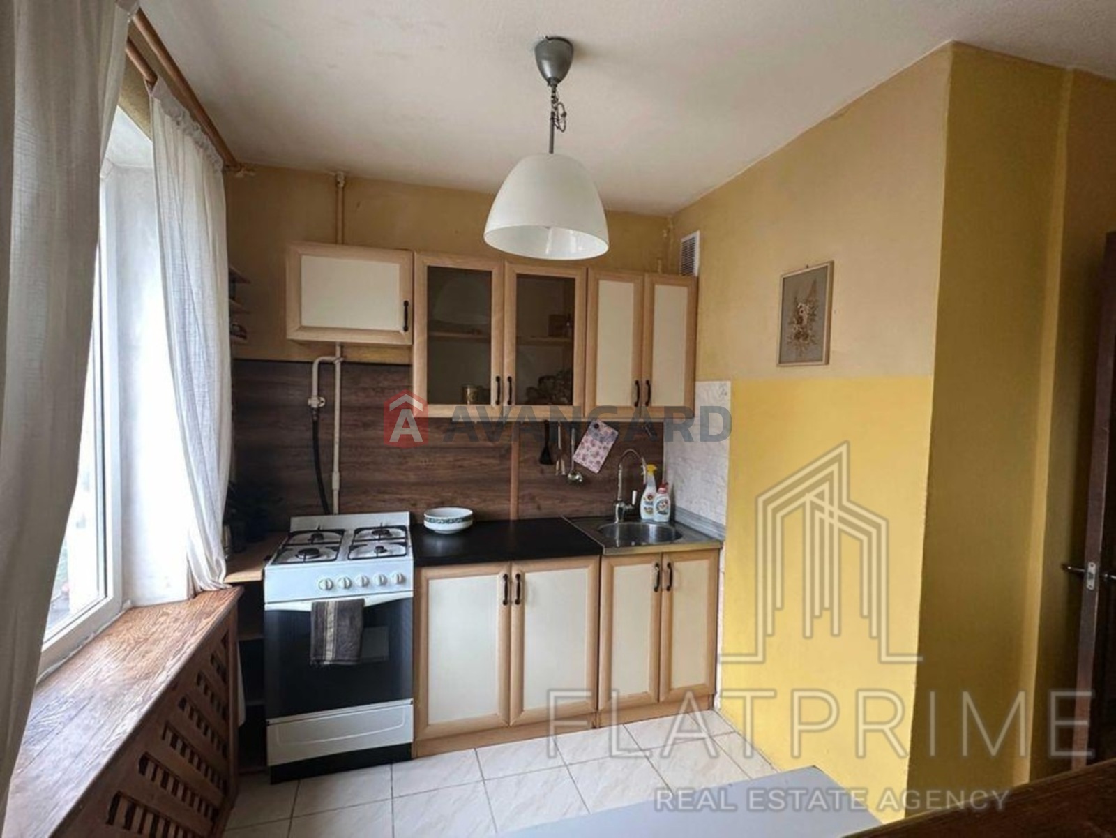 2 ��. ��������, 55/34/6 ��. �., 4/9 ������ ���� 3