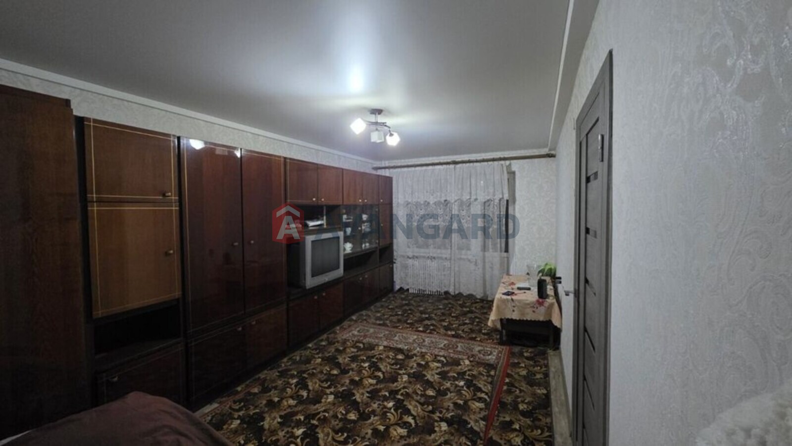 1 ��. ��������, 32/-/7 ��. �., 3/9 ������ ���� 1