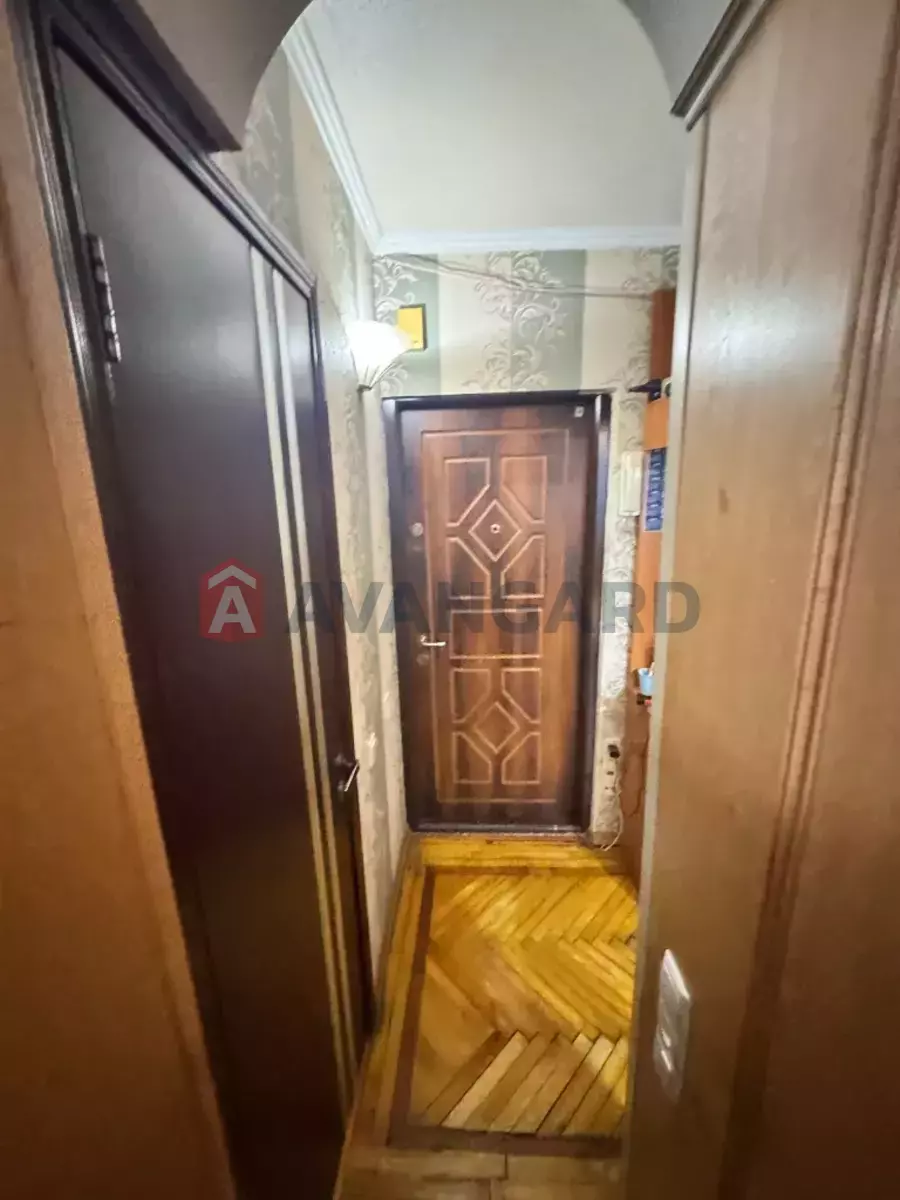 3 ��. ��������, 62/-/7 ��. �., 4/9 ������ ���� 12