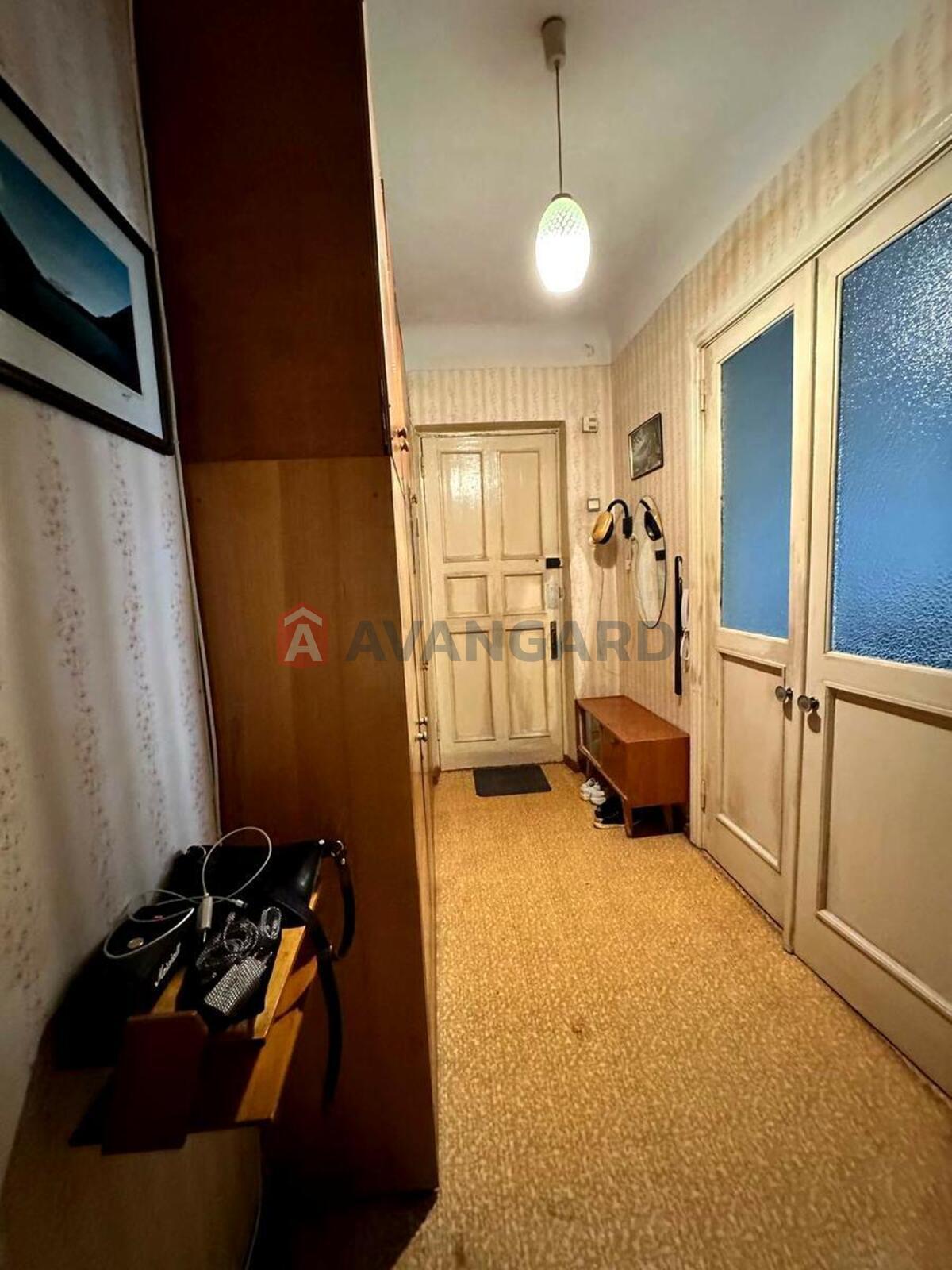 2 ��. ��������, 49/26/7 ��. �., 2/3 ������ ���� 4