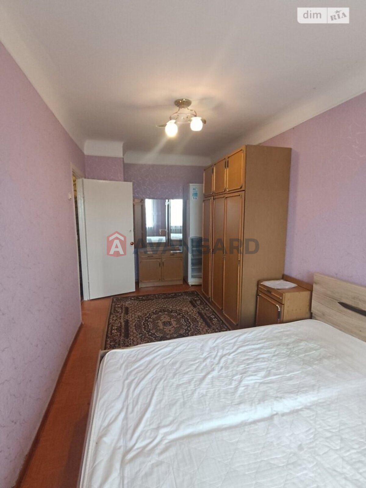 2 ��. ��������, 44/30/- ��. �., 5/5 ������ ���� 3