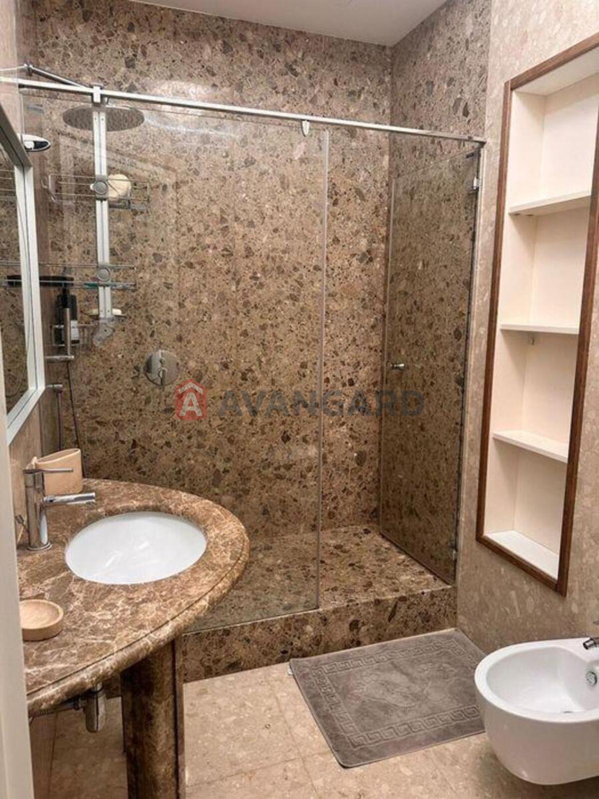 4 ��. ��������, 170/-/30 ��. �., 2/9 ������ ���� 14