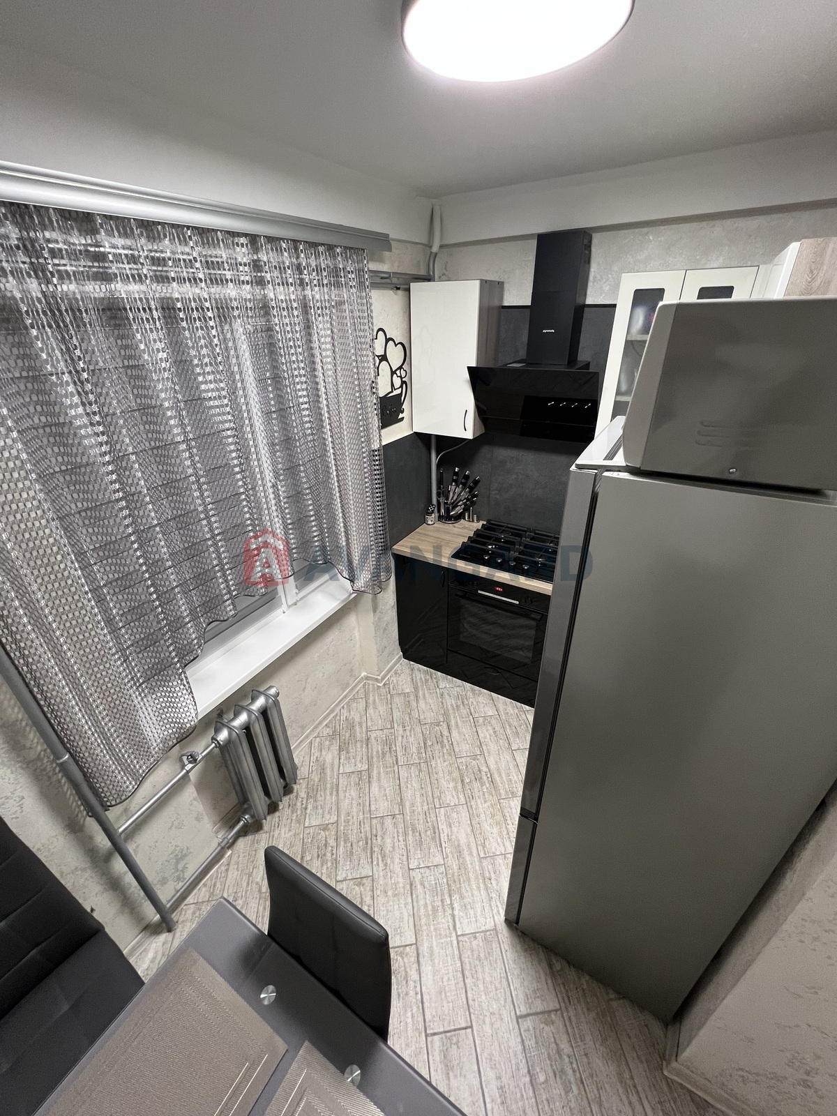 1 ����. ��������, 31,47/14,94/6,4 ��. �., 3/5 ���� ���� 23