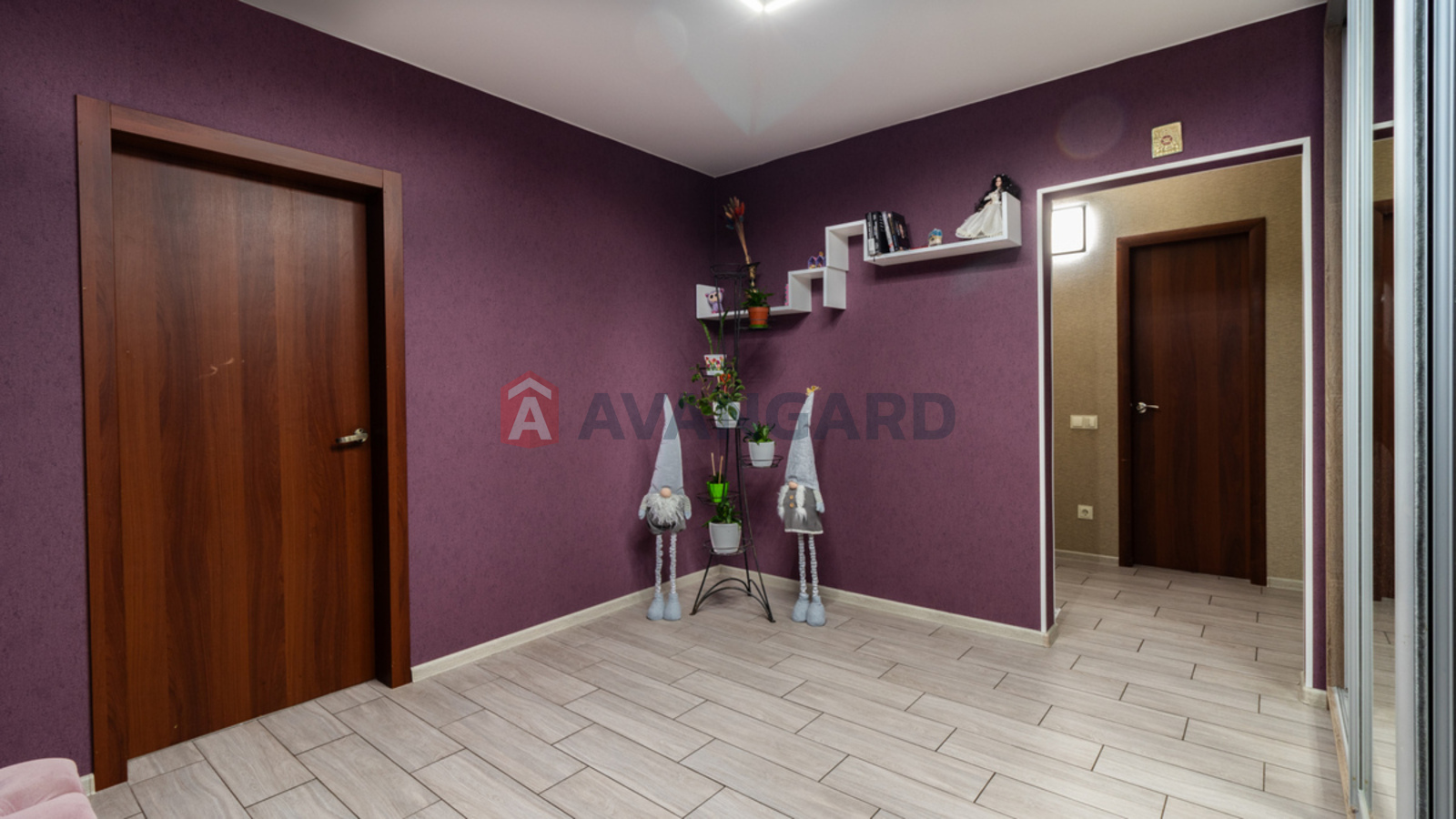 3 ����. ��������, 95/56/18 ��. �., 12/25 ���� ���� 10