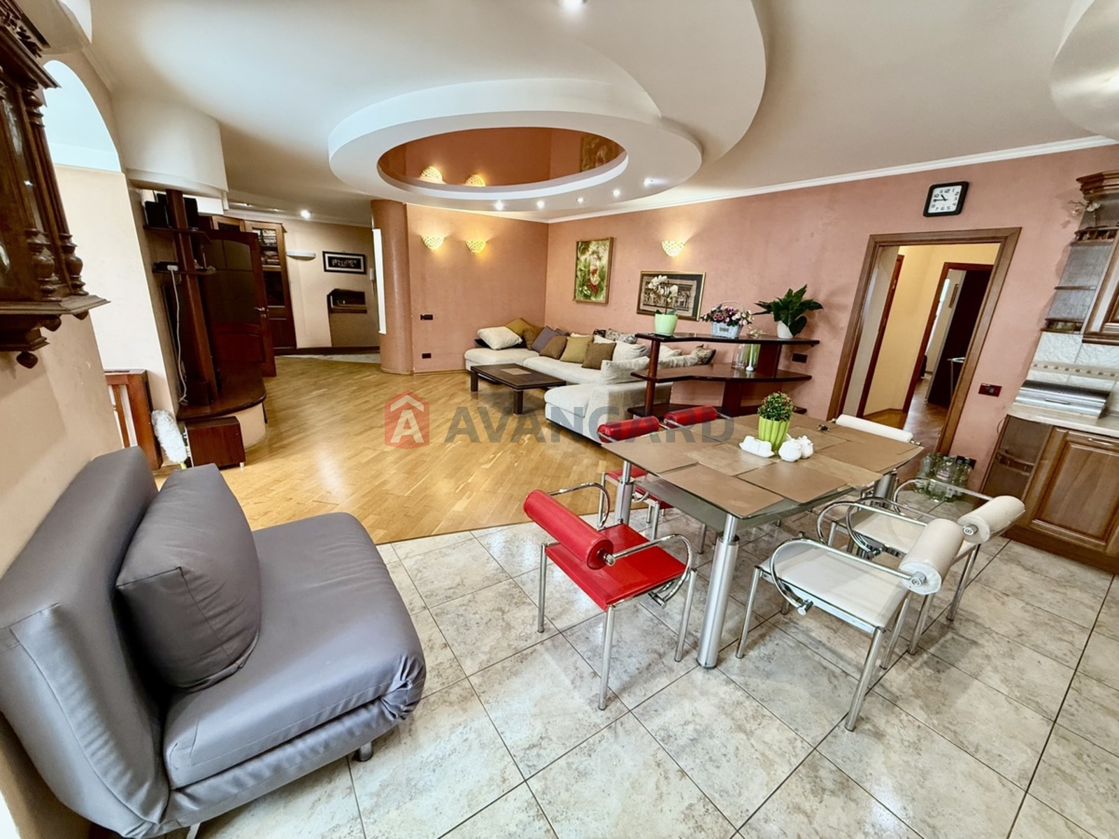 4 ��. ��������, 152/125/20 ��. �., 3/10 ������ ���� 14